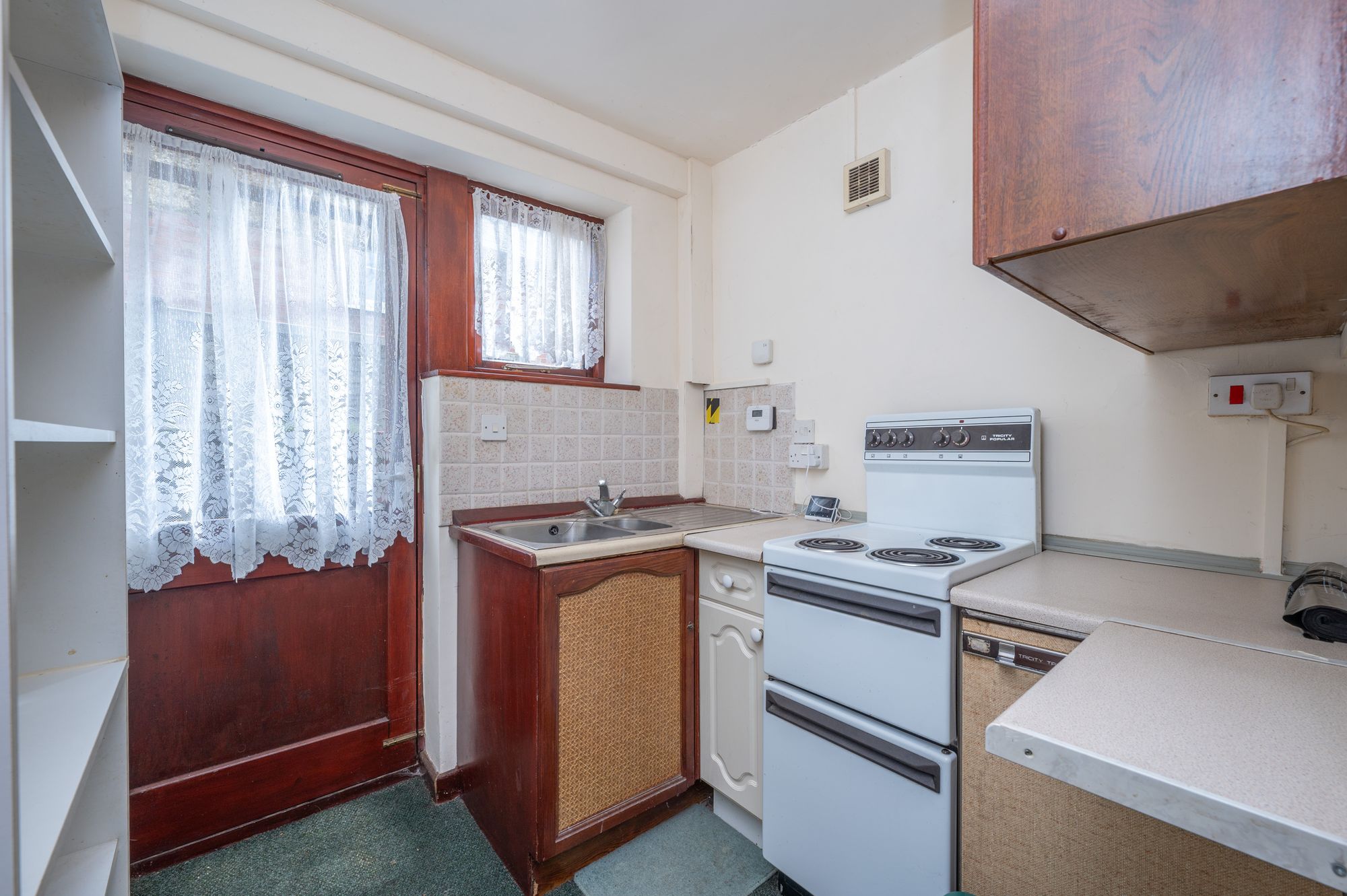 Studio flat for sale in Lock Close, Stratford-Upon-Avon, CV37 3