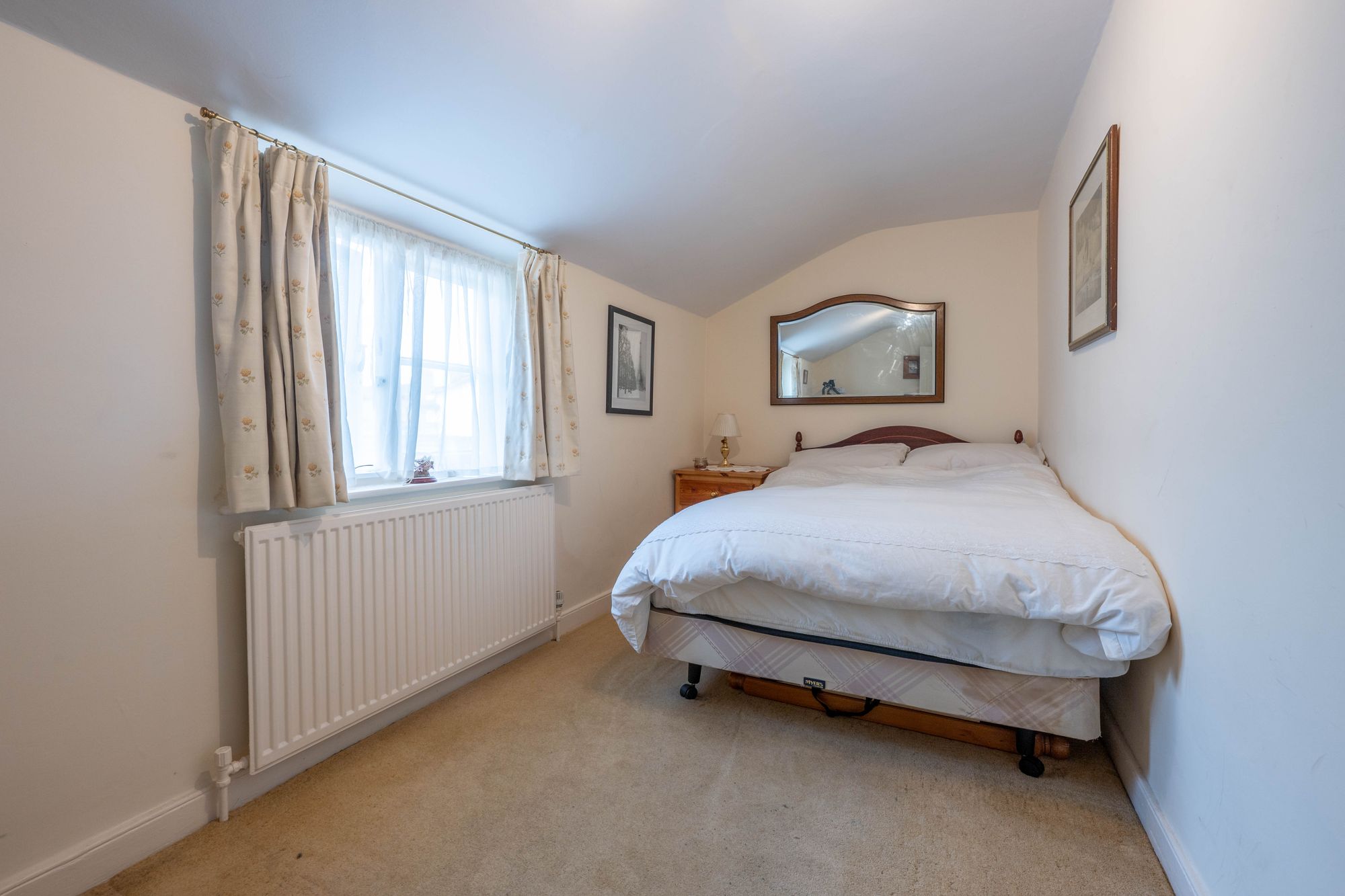4 bed end of terrace house for sale in New Street, Stratford-Upon-Avon, CV37 8