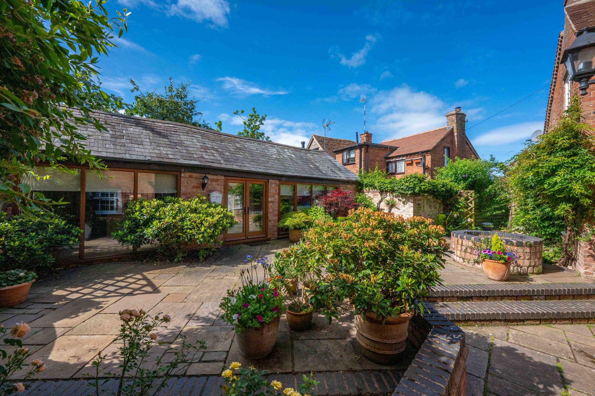 4 bed detached house for sale in Church Lane, Bearley, CV37 18