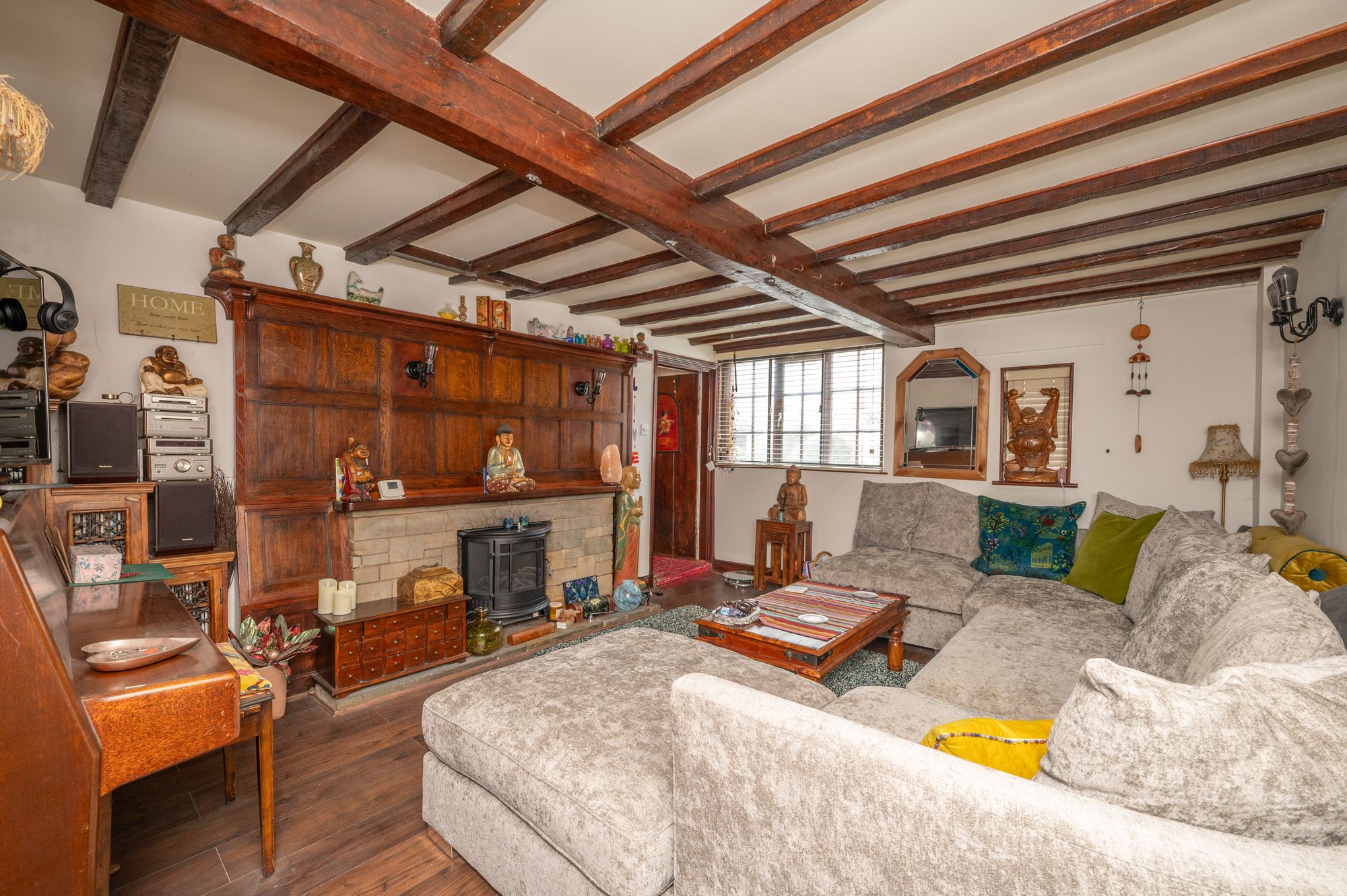 2 bed mid-terraced house for sale in Oxford Road, Marton, CV23 7