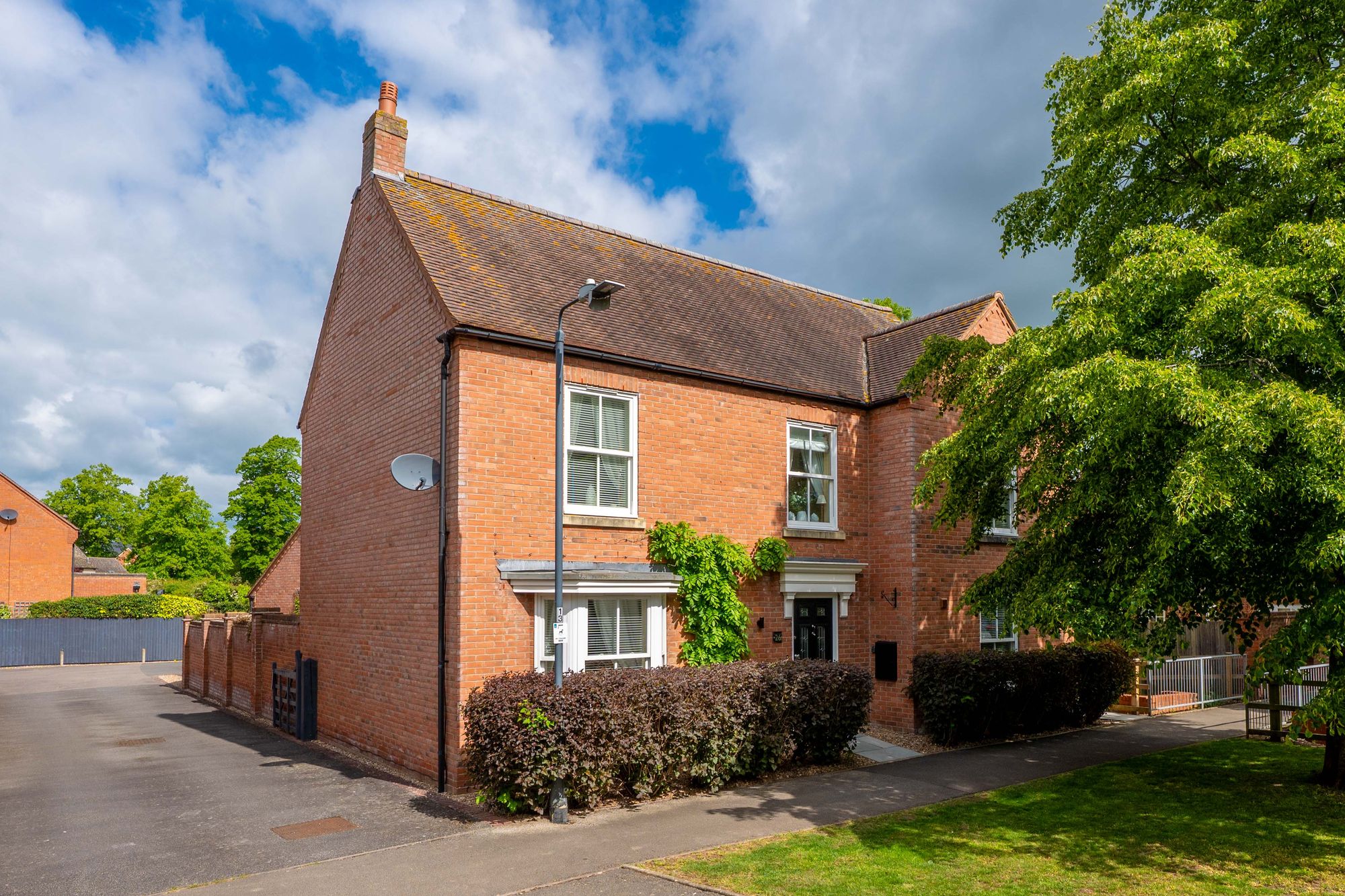 4 bed detached house for sale in St. Peters Way, Stratford-Upon-Avon, CV37 27
