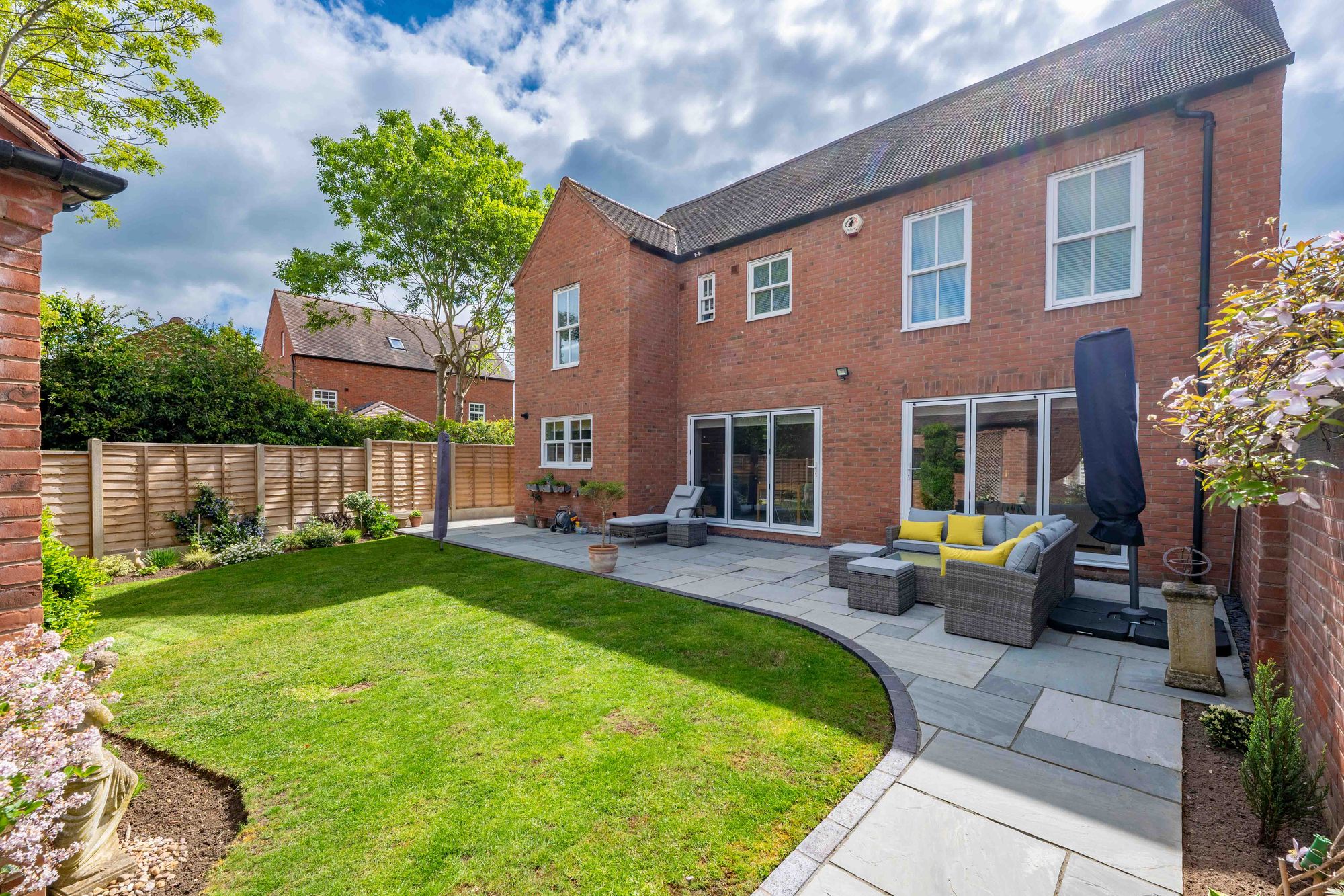 4 bed detached house for sale in St. Peters Way, Stratford-Upon-Avon, CV37 5