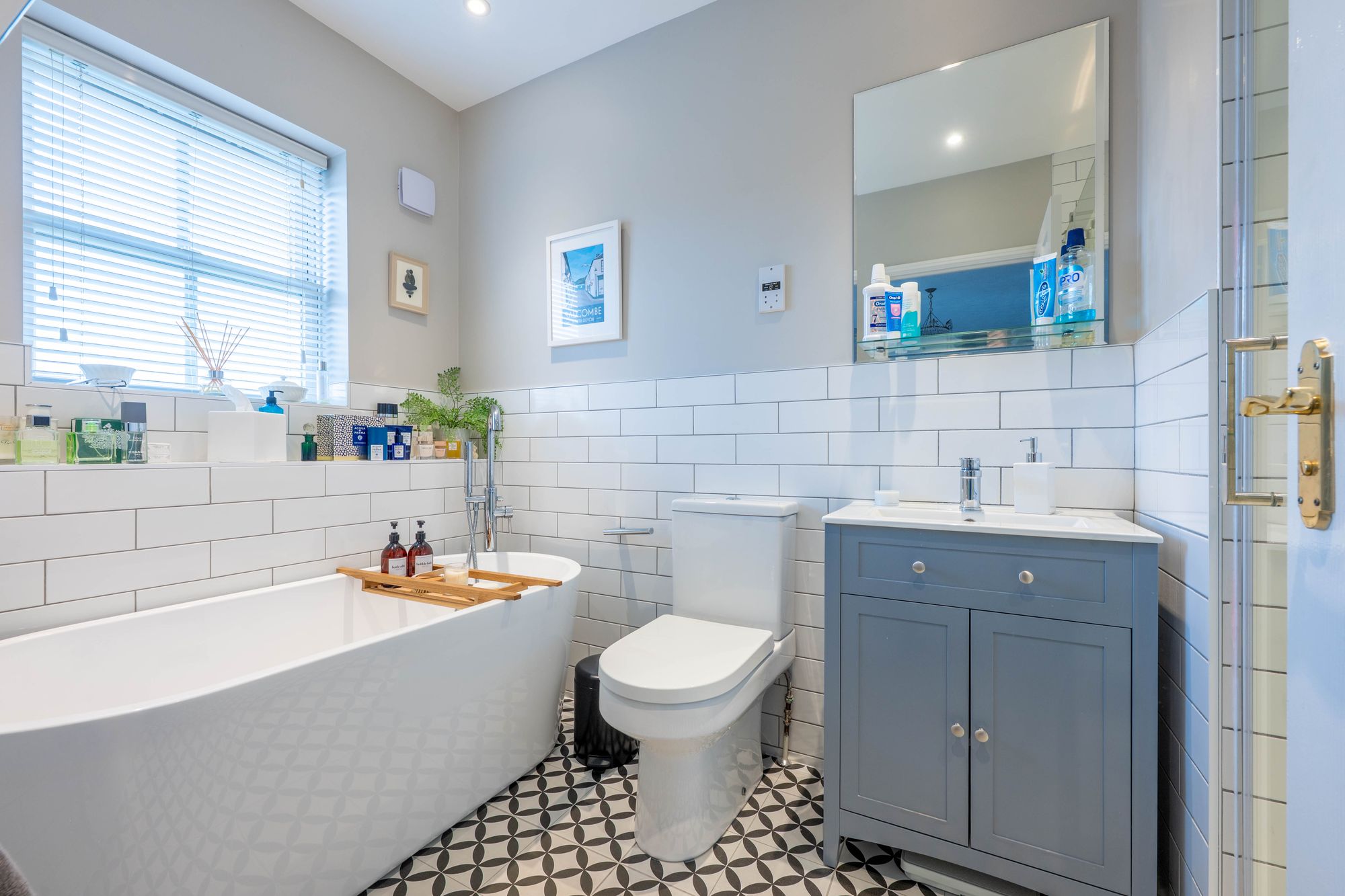 4 bed detached house for sale in St. Peters Way, Stratford-Upon-Avon, CV37  - Property Image 9
