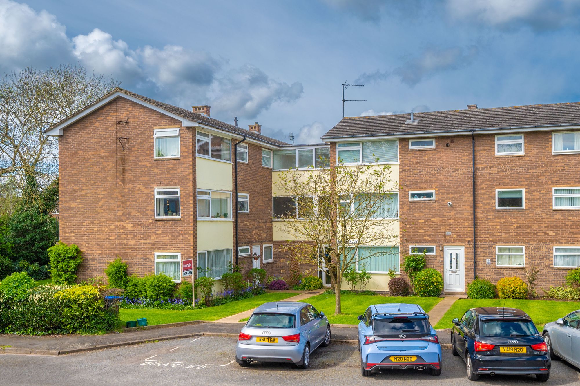 2 bed apartment for sale in Cherry Orchard, Stratford-Upon-Avon, CV37  - Property Image 13