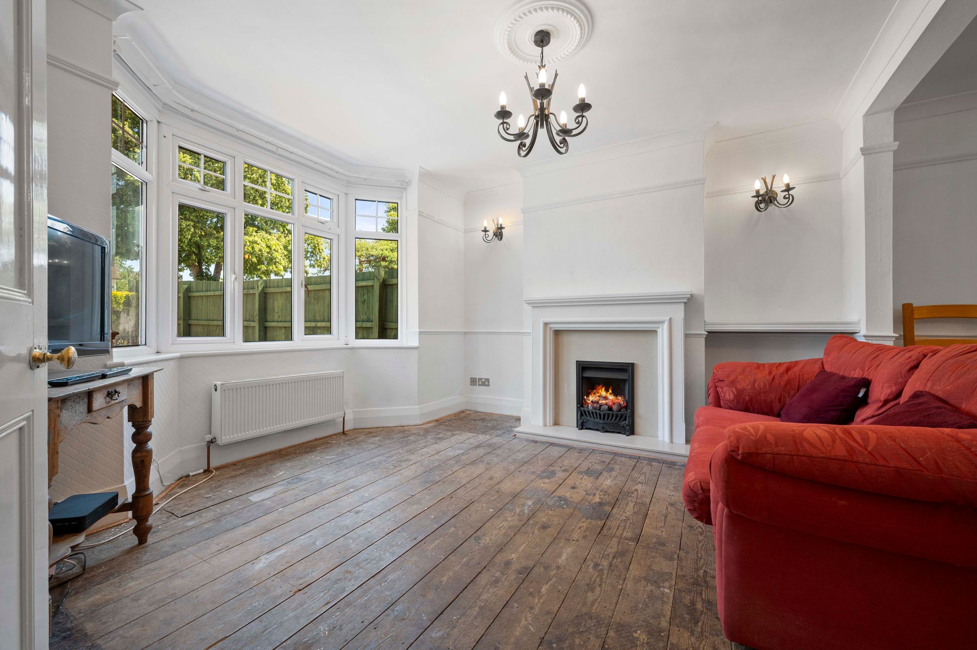 4 bed semi-detached house for sale in Hathaway Lane, Stratford-Upon-Avon, CV37  - Property Image 2