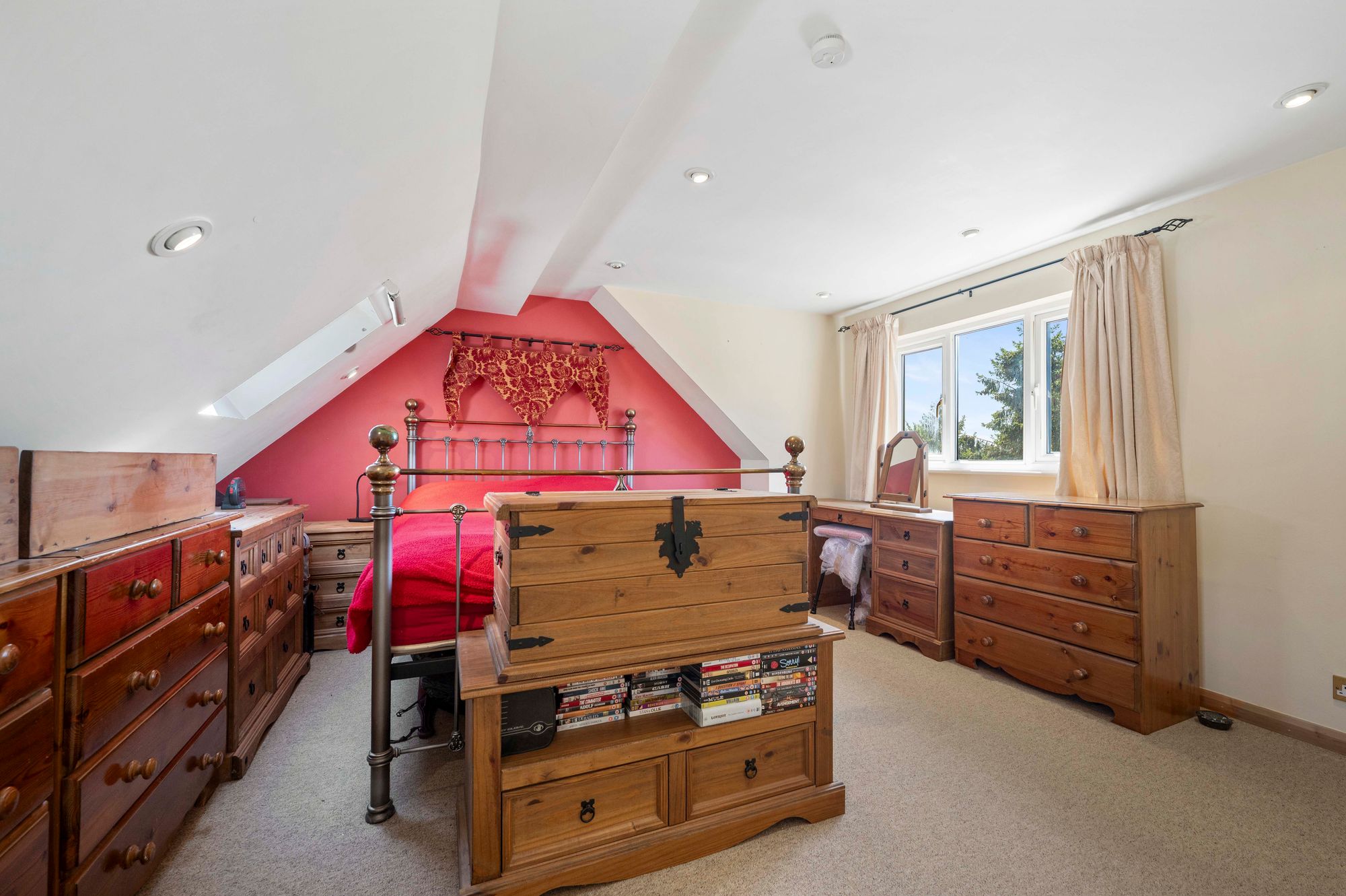 4 bed semi-detached house for sale in Hathaway Lane, Stratford-Upon-Avon, CV37  - Property Image 21