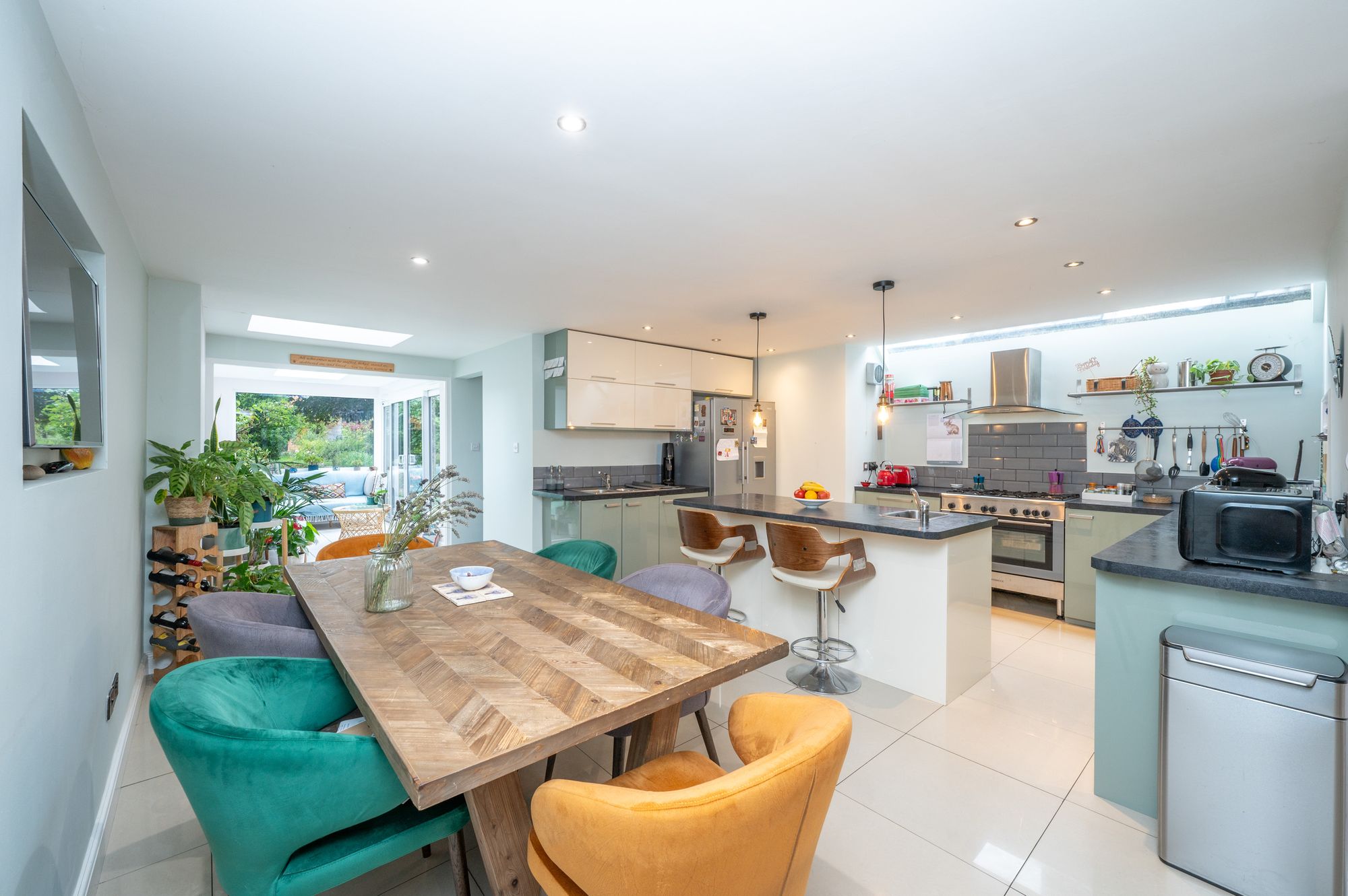 3 bed terraced cottage for sale in Shottery Road, Stratford-Upon-Avon, CV37  - Property Image 2