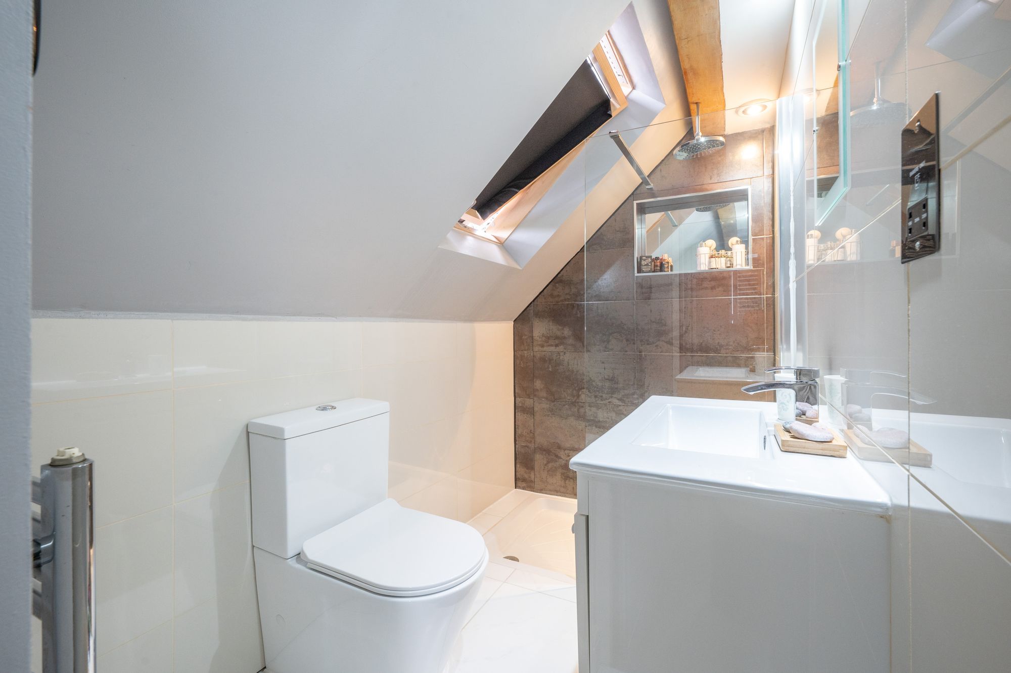 3 bed terraced cottage for sale in Shottery Road, Stratford-Upon-Avon, CV37  - Property Image 13