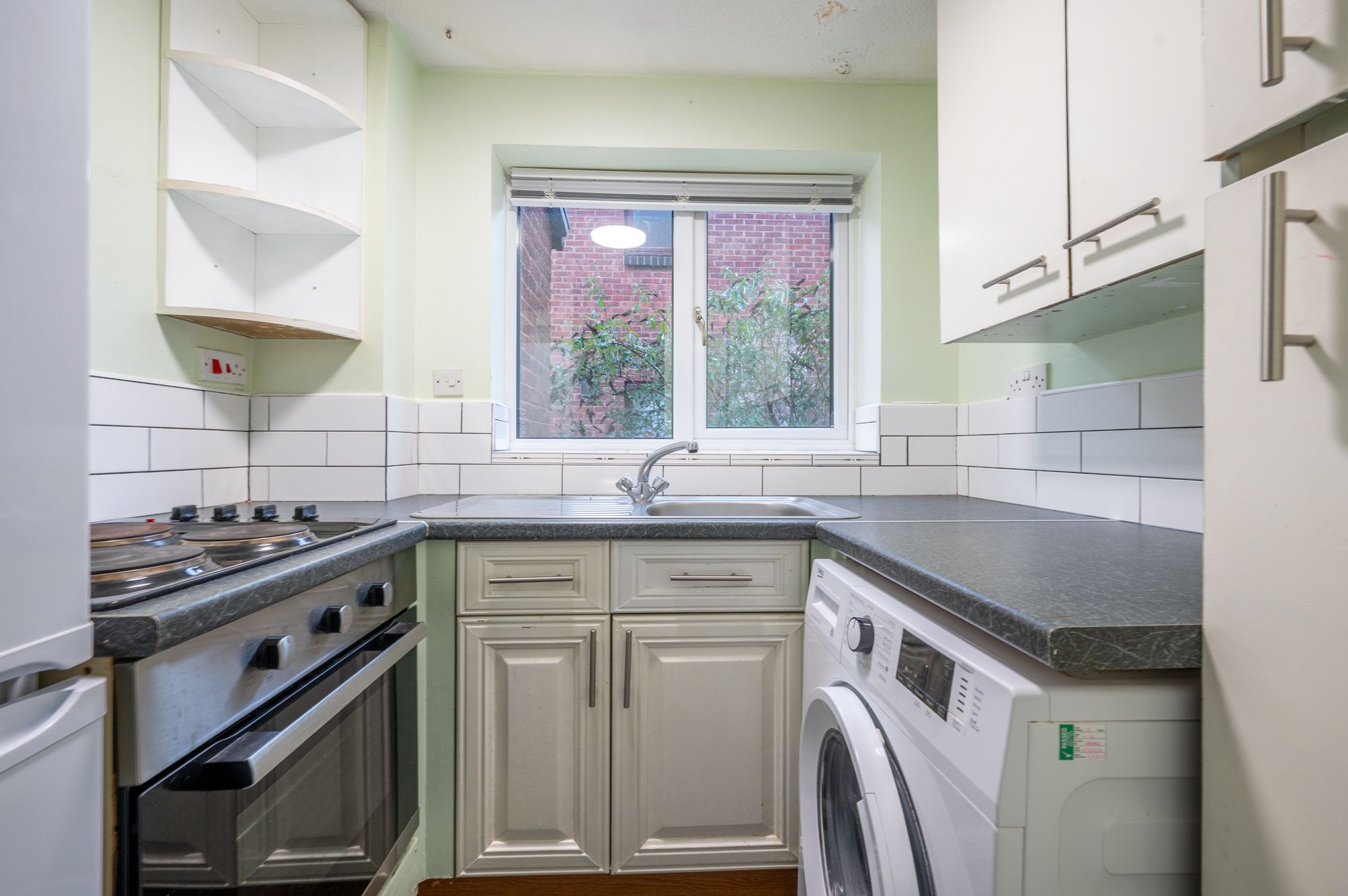 1 bed mid-terraced house for sale in William Tarver Close, Warwick, CV34 5