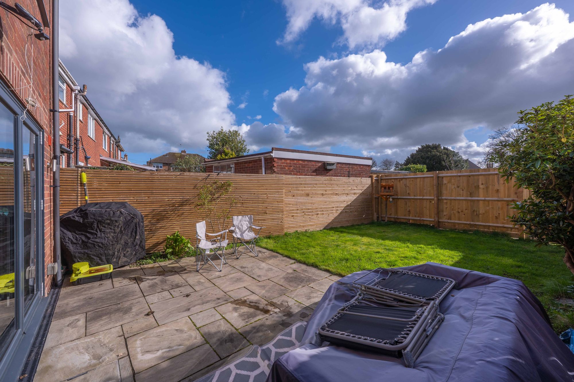 3 bed semi-detached house for sale in Hatherell Road, Radford Semele, CV31 16