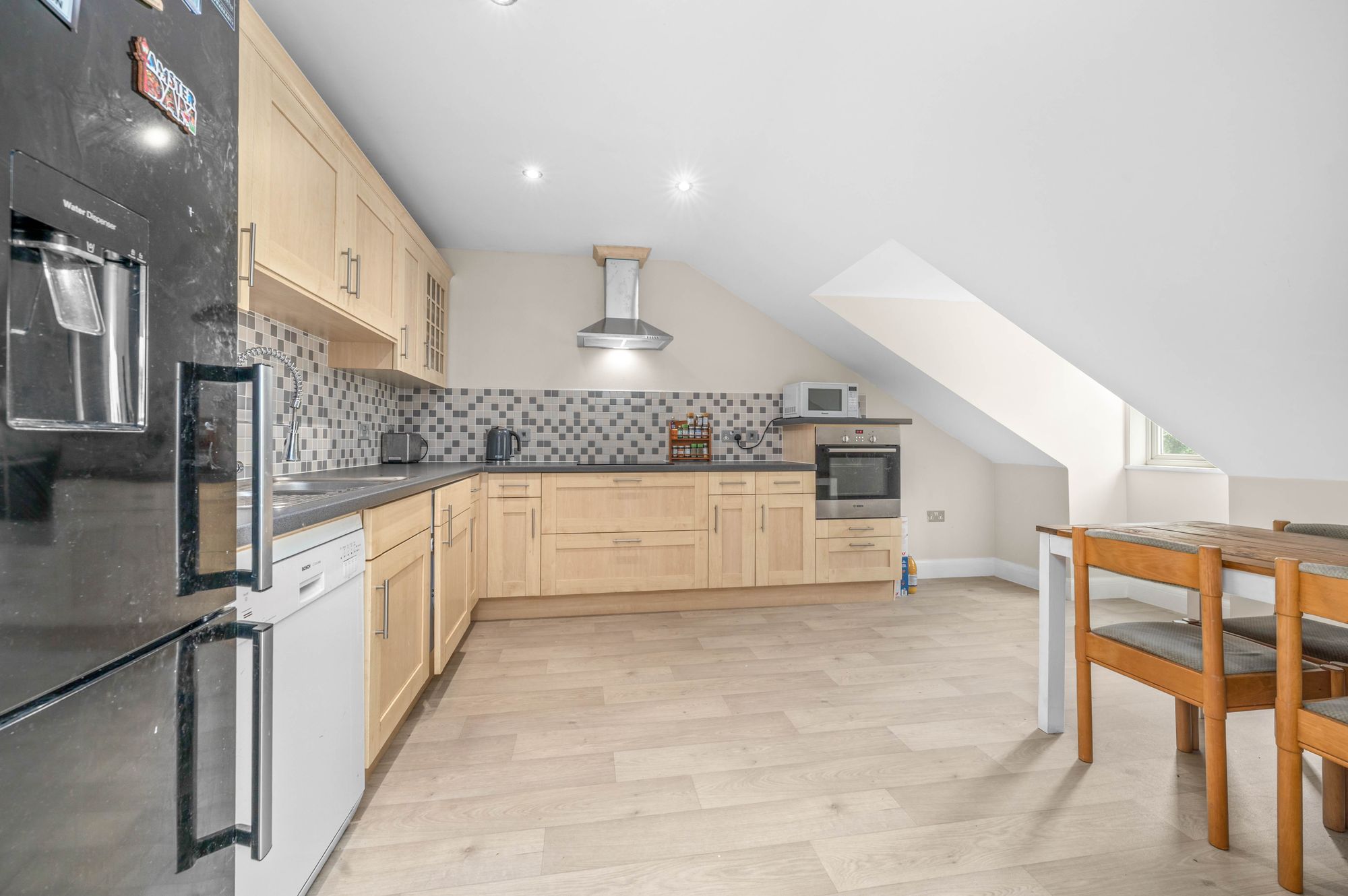 2 bed apartment for sale in Linen Street, Knights Court Linen Street, CV34 2