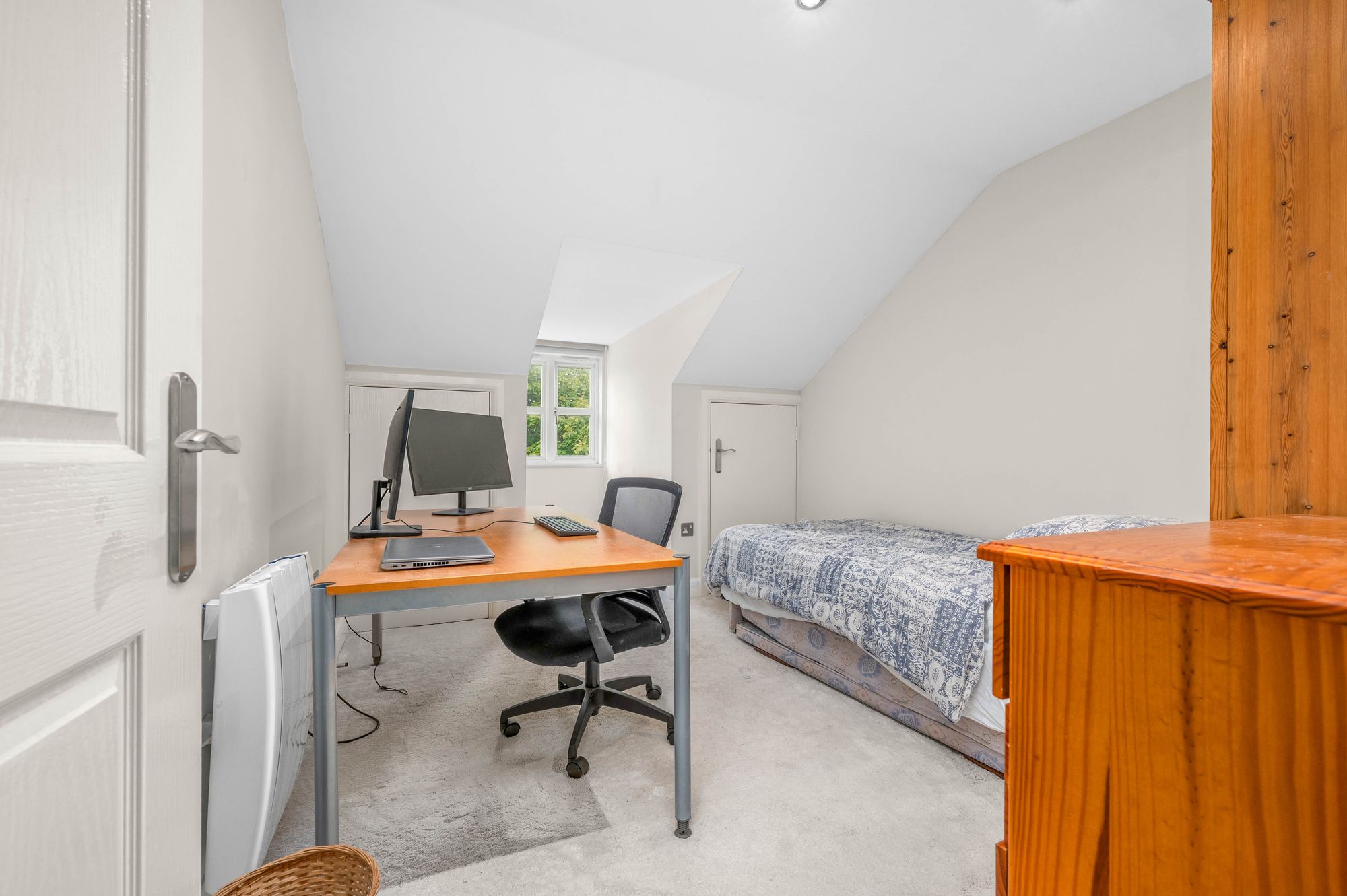 2 bed apartment for sale in Linen Street, Knights Court Linen Street, CV34  - Property Image 6