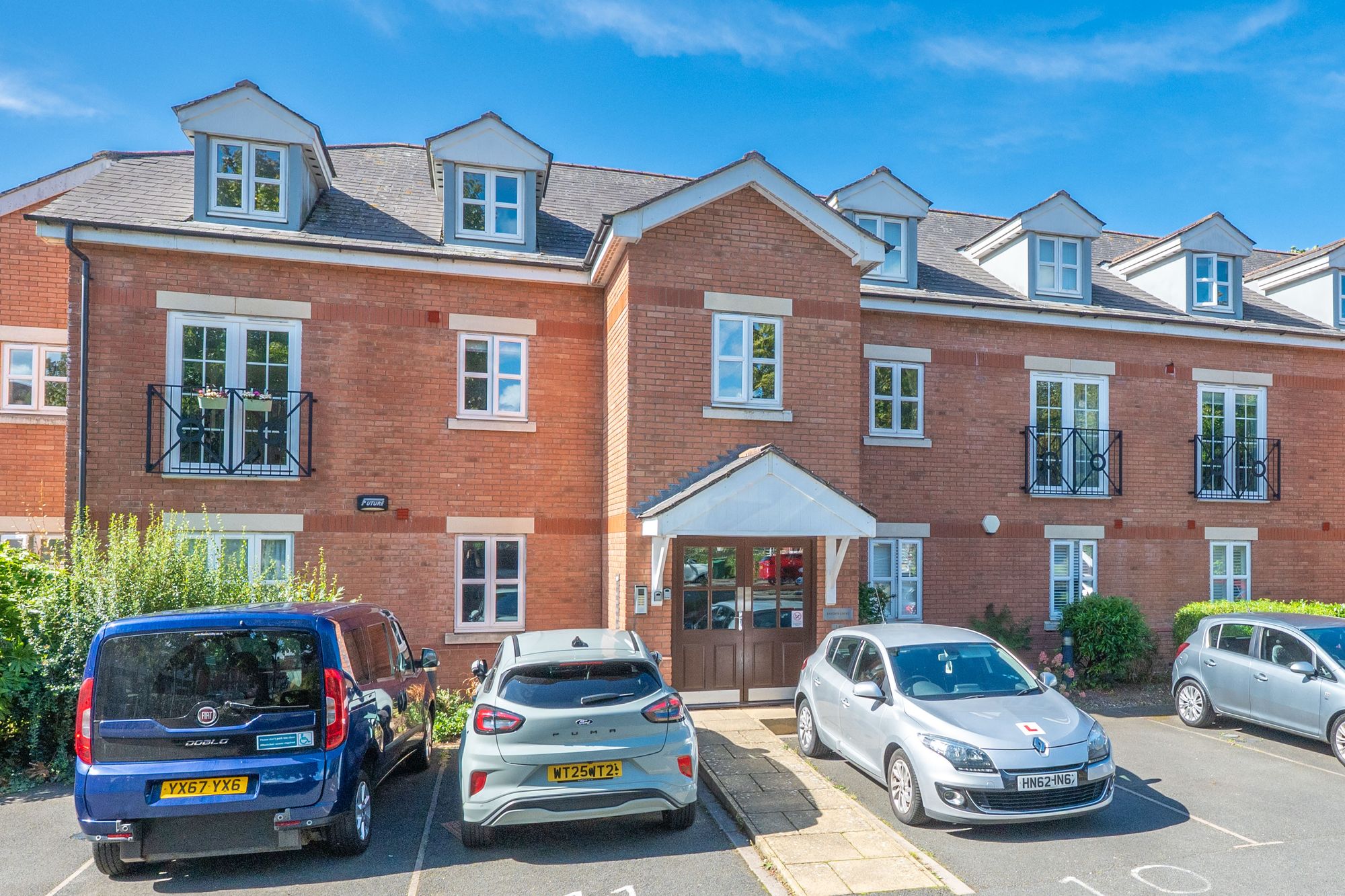 2 bed apartment for sale in Linen Street, Knights Court Linen Street, CV34  - Property Image 14