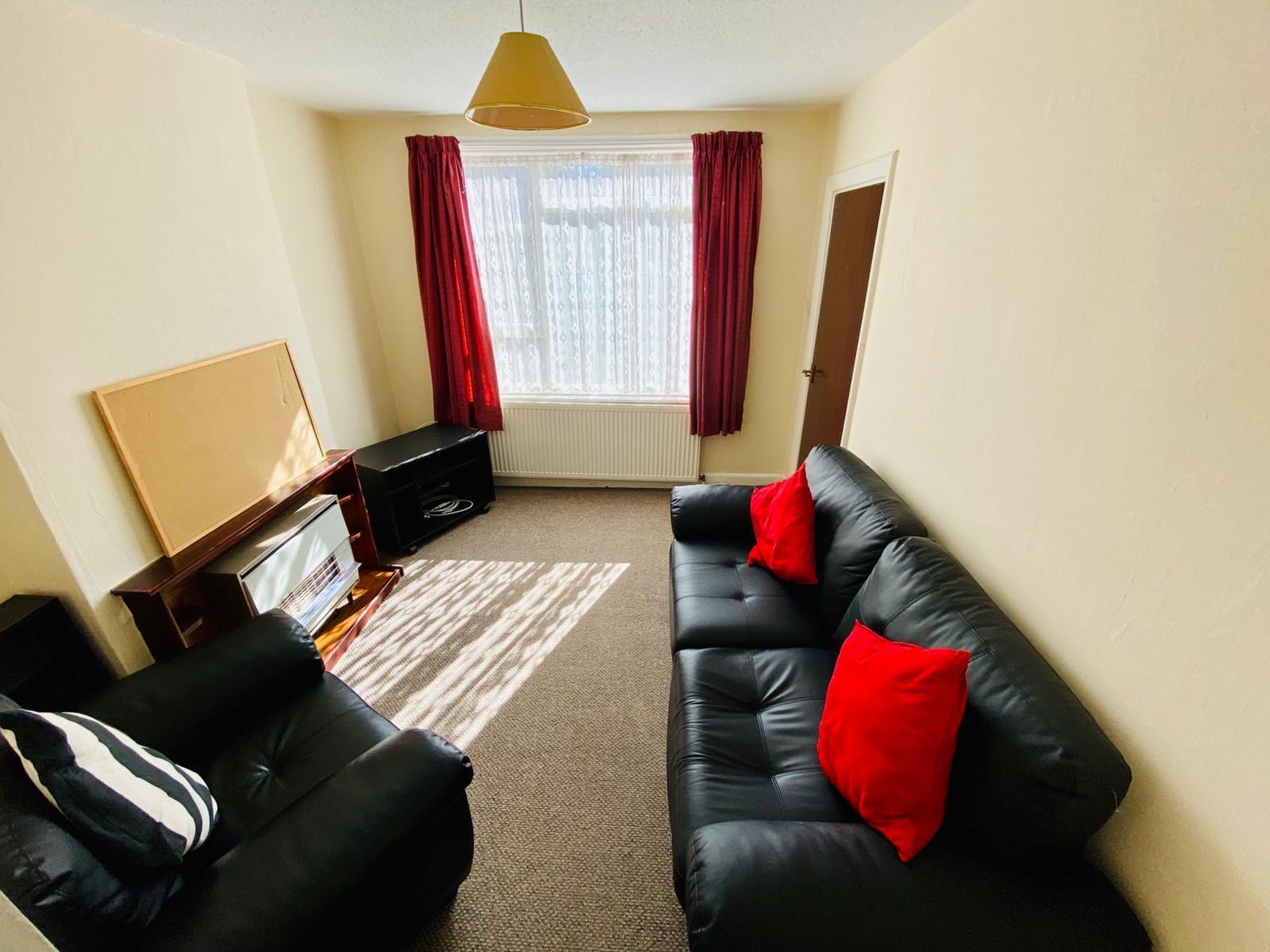 3 bed semi-detached house for sale in Alexandra Road, Leamington Spa, CV31  - Property Image 3