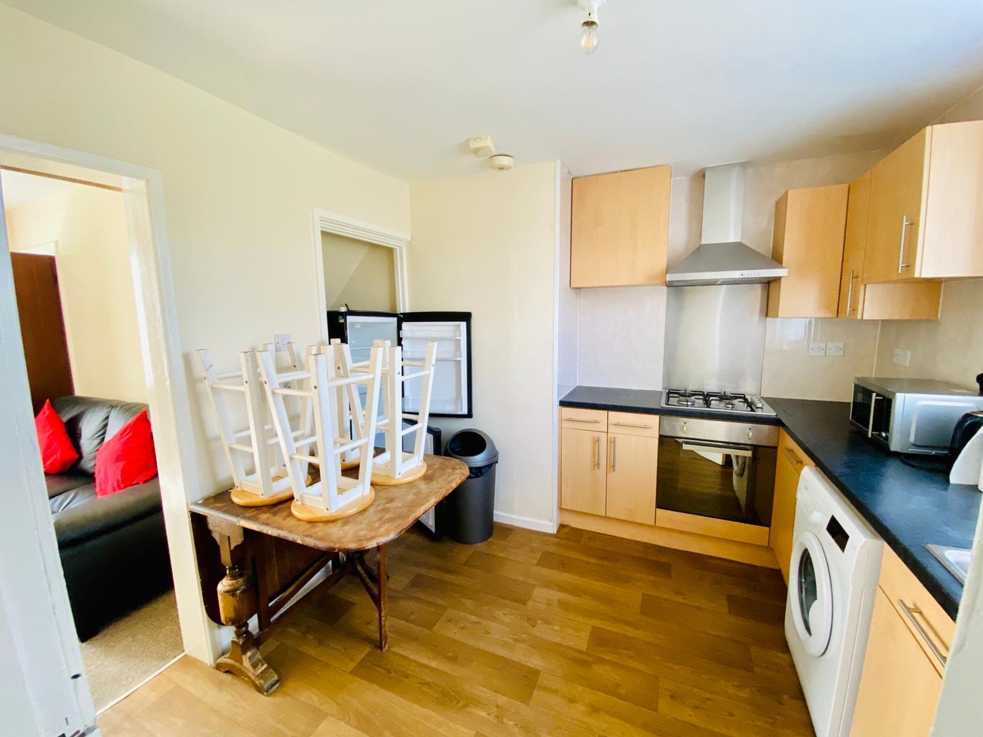 3 bed semi-detached house for sale in Alexandra Road, Leamington Spa, CV31  - Property Image 5