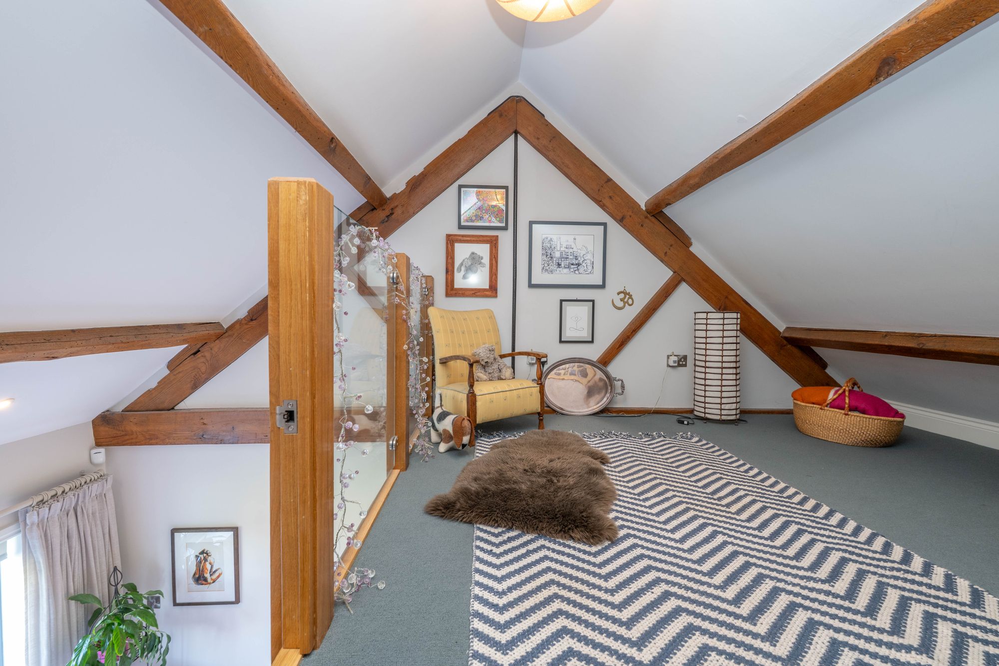 2 bed barn conversion for sale in Stratford Road, Wellesbourne, CV35  - Property Image 6