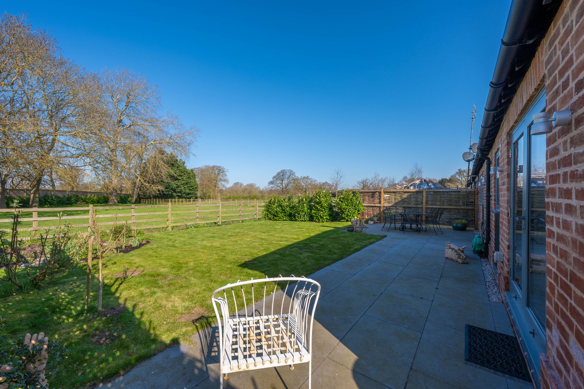 2 bed barn conversion for sale in Stratford Road, Wellesbourne, CV35  - Property Image 10