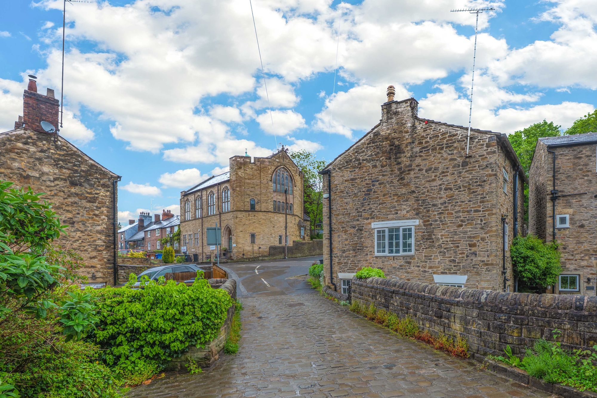 2 bed terraced house for sale in Longhurst Lane, Marple Bridge, SK6 31