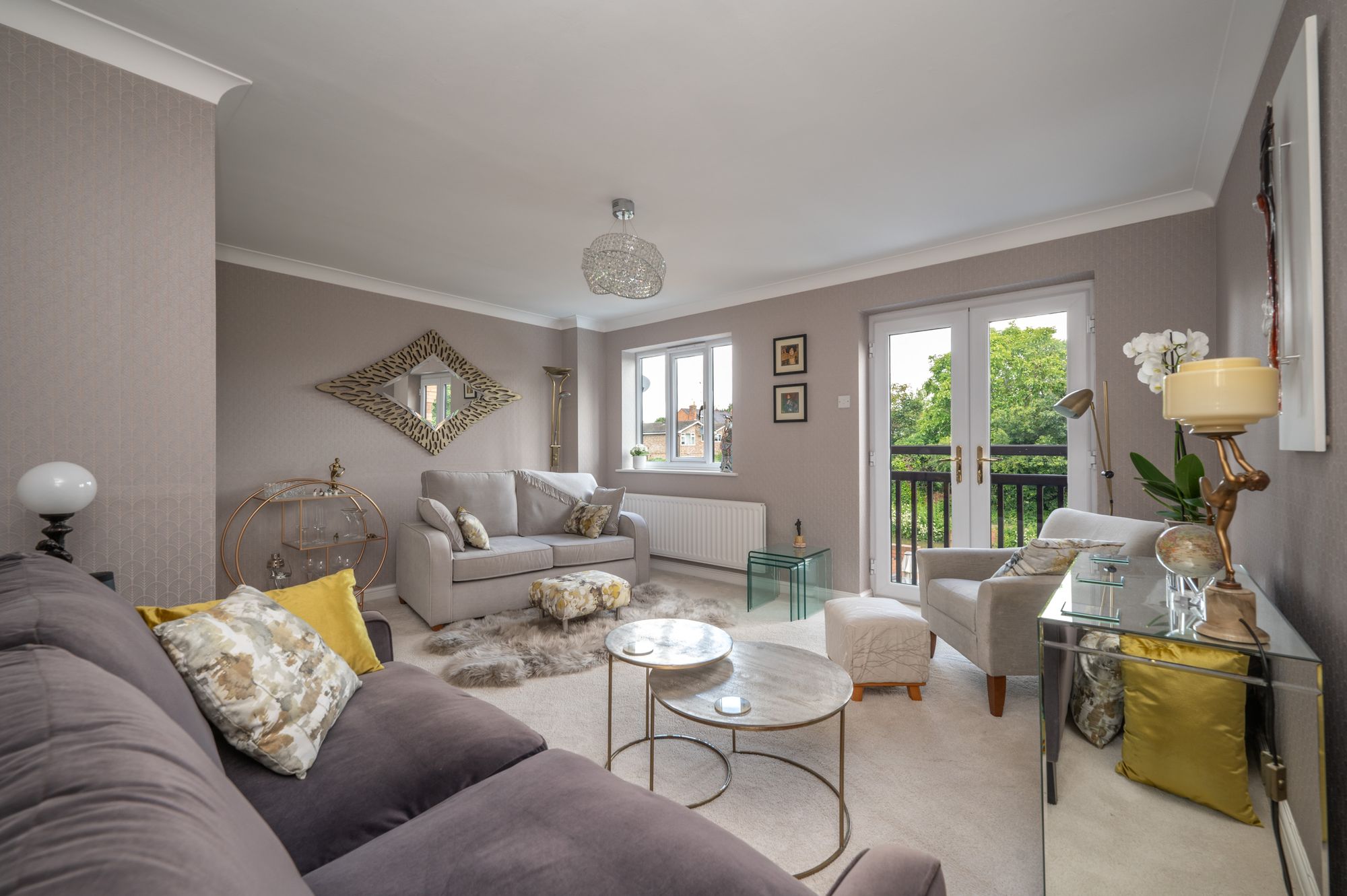 3 bed semi-detached town house for sale in Lock Close, Stratford-Upon-Avon, CV37  - Property Image 2