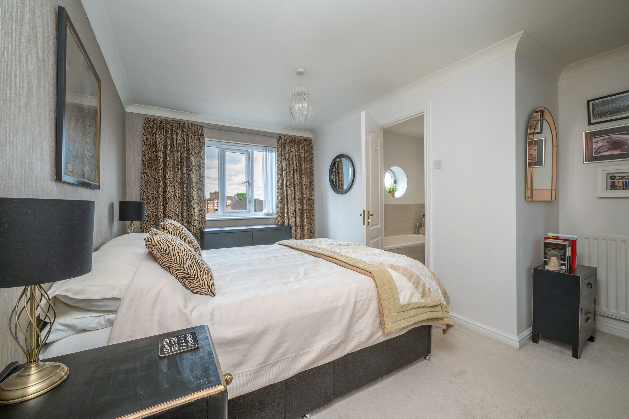 3 bed semi-detached town house for sale in Lock Close, Stratford-Upon-Avon, CV37  - Property Image 26