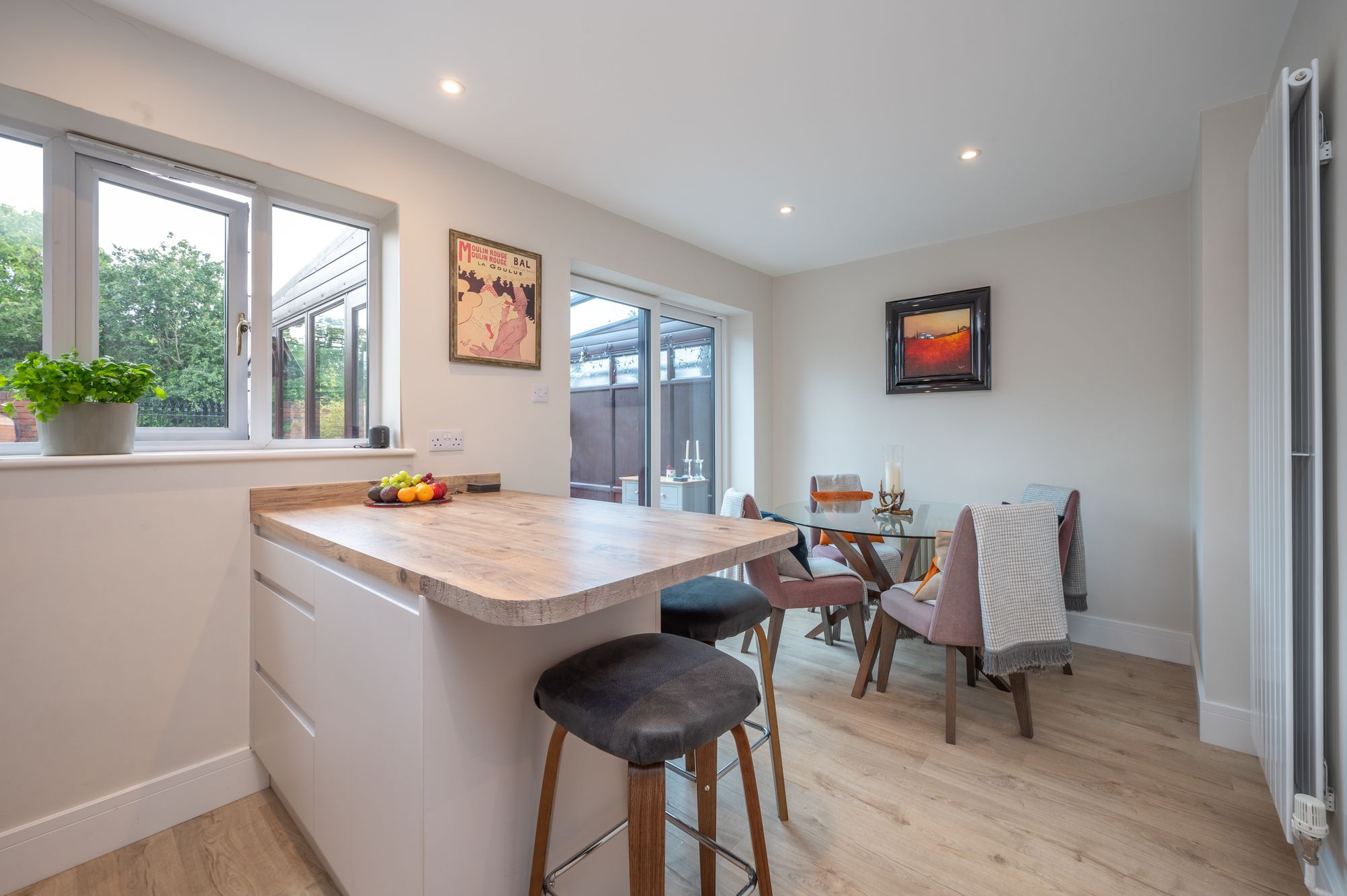 3 bed semi-detached town house for sale in Lock Close, Stratford-Upon-Avon, CV37  - Property Image 5