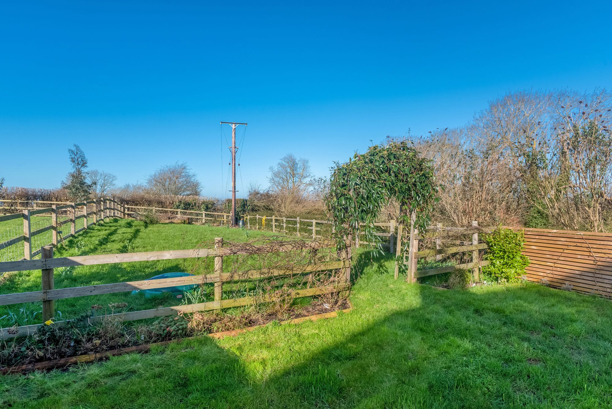 3 bed semi-detached house for sale in Winter Close, Loxley, CV35  - Property Image 8