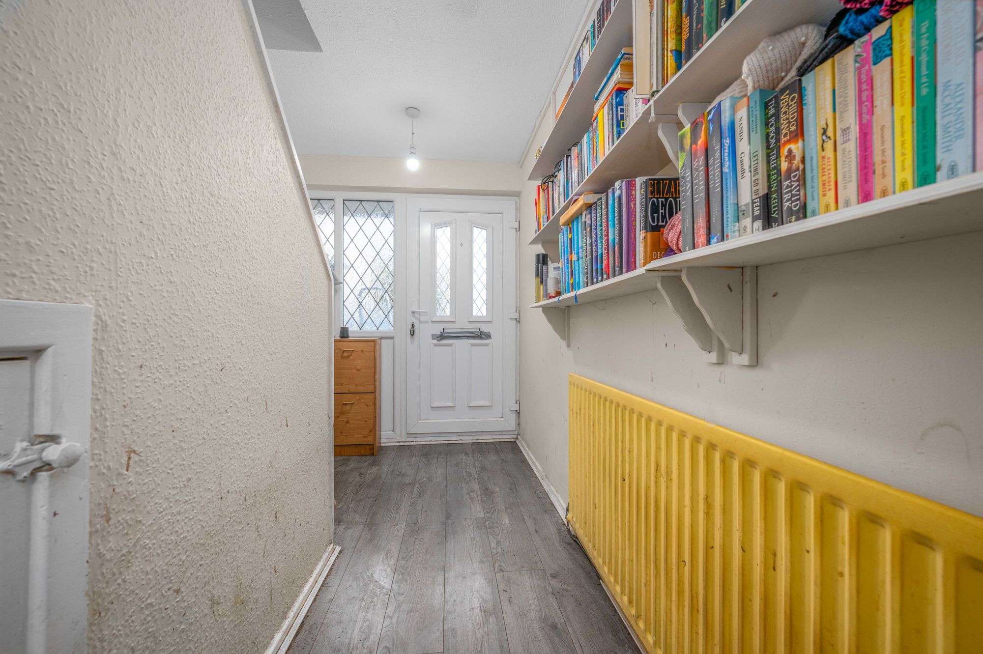 3 bed end of terrace house for sale in Field Close, Warwick, CV34 8