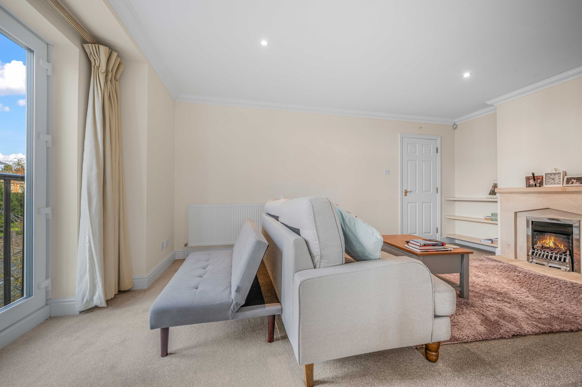 2 bed apartment for sale in Warwick Road, Stratford-Upon-Avon, CV37 10