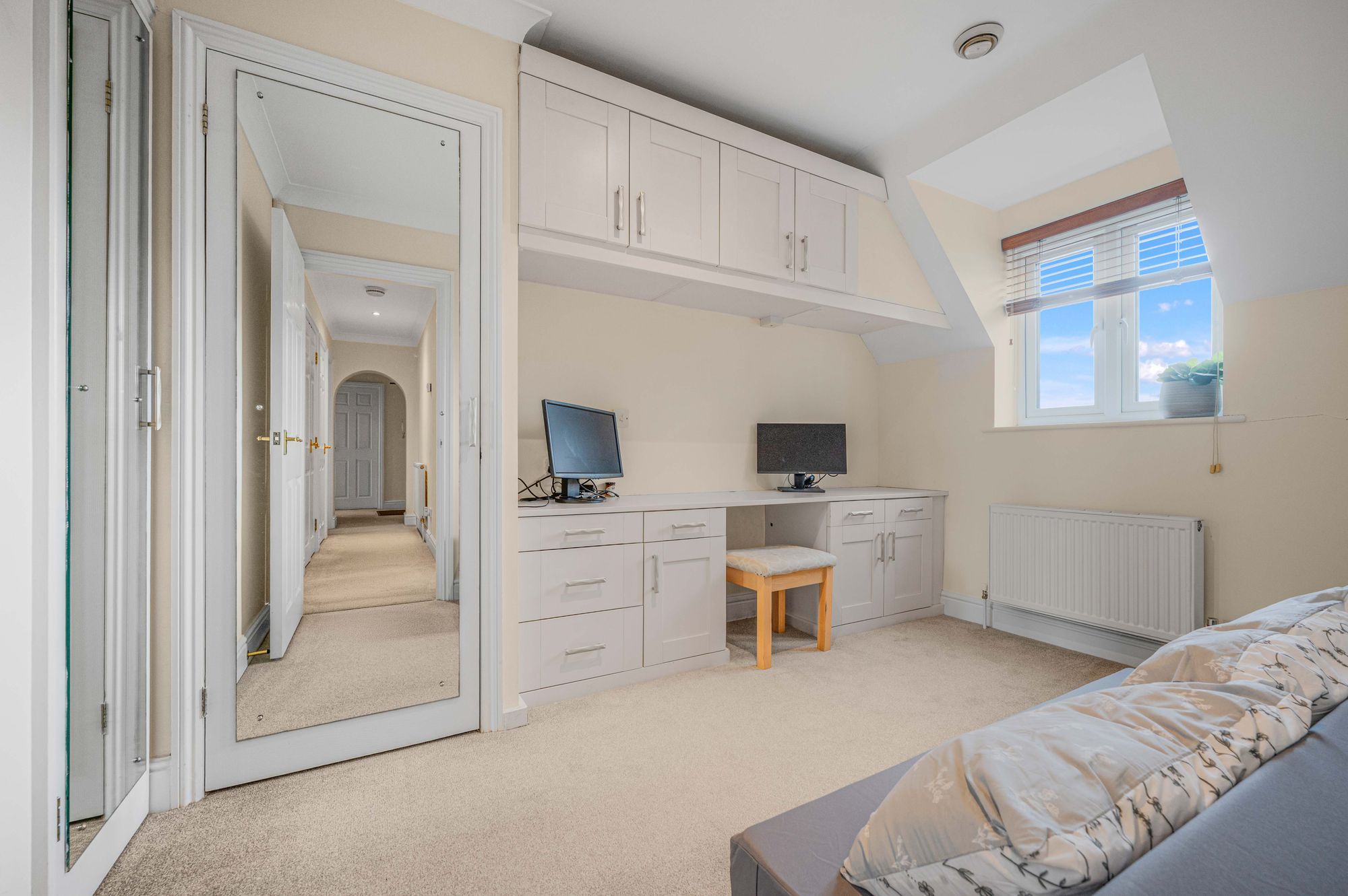 2 bed apartment for sale in Warwick Road, Stratford-Upon-Avon, CV37 7