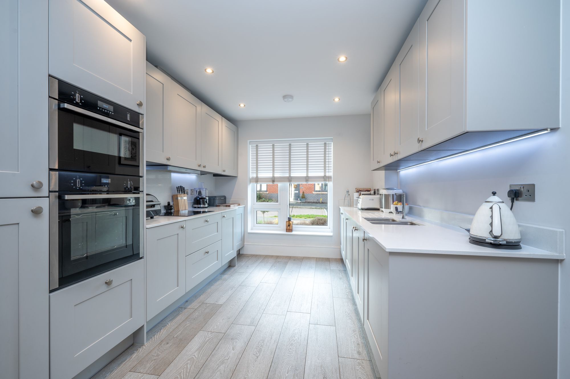 3 bed semi-detached house for sale in Moles End, Stratford-Upon-Avon, CV37  - Property Image 4