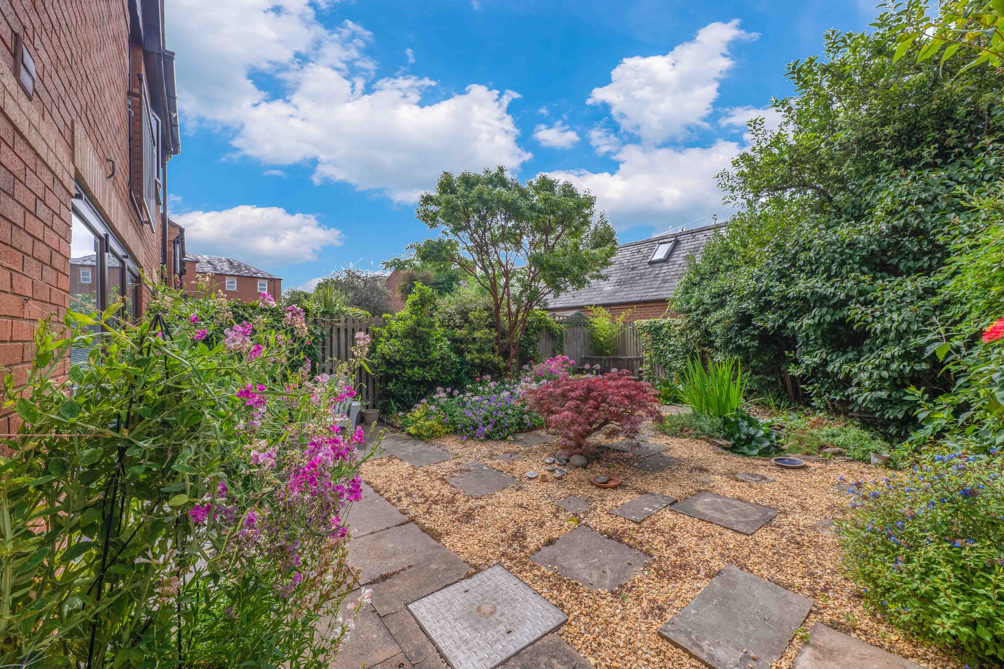 4 bed for sale in Lock Close, Stratford-Upon-Avon, CV37 19
