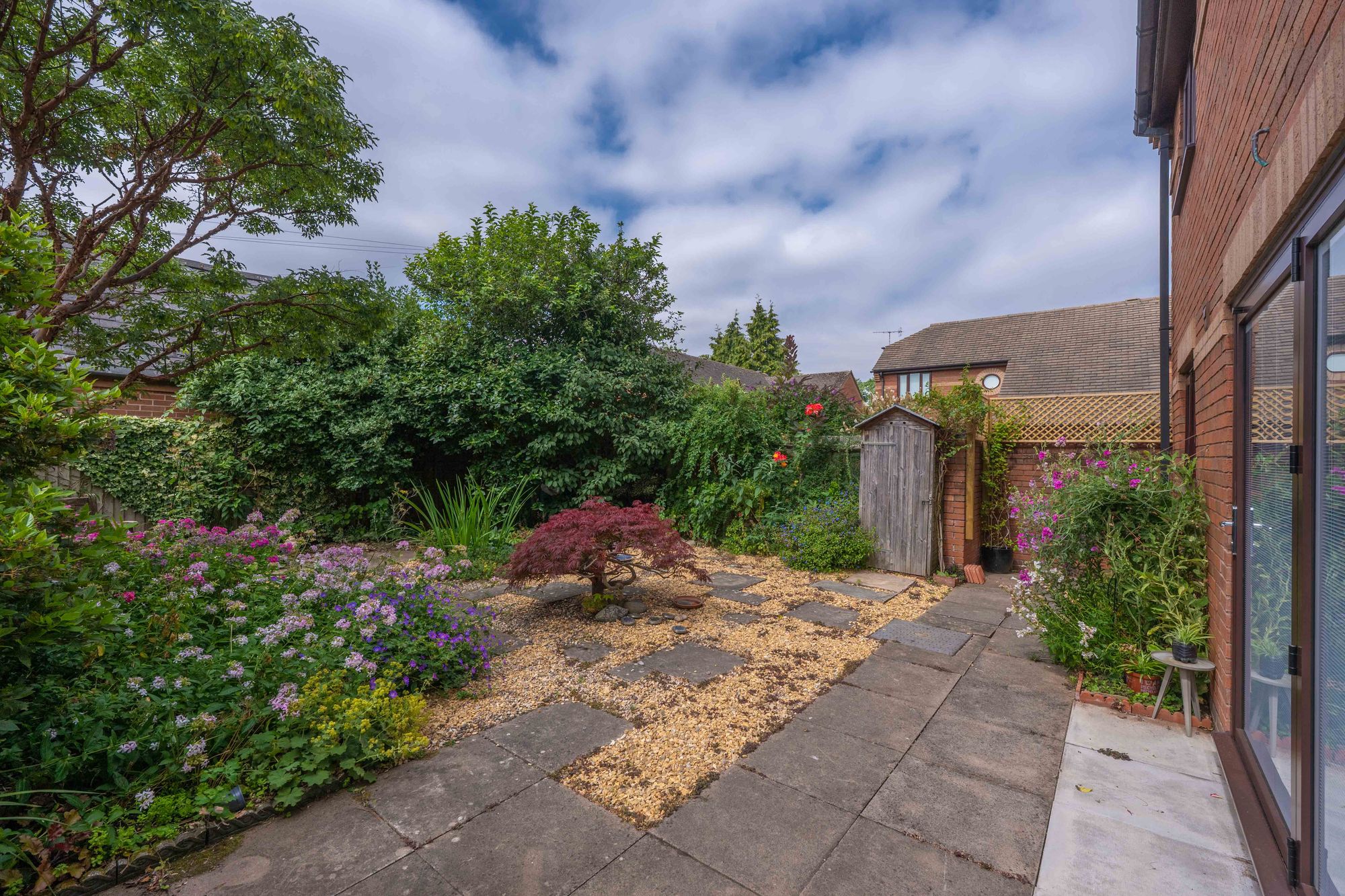 4 bed for sale in Lock Close, Stratford-Upon-Avon, CV37 9