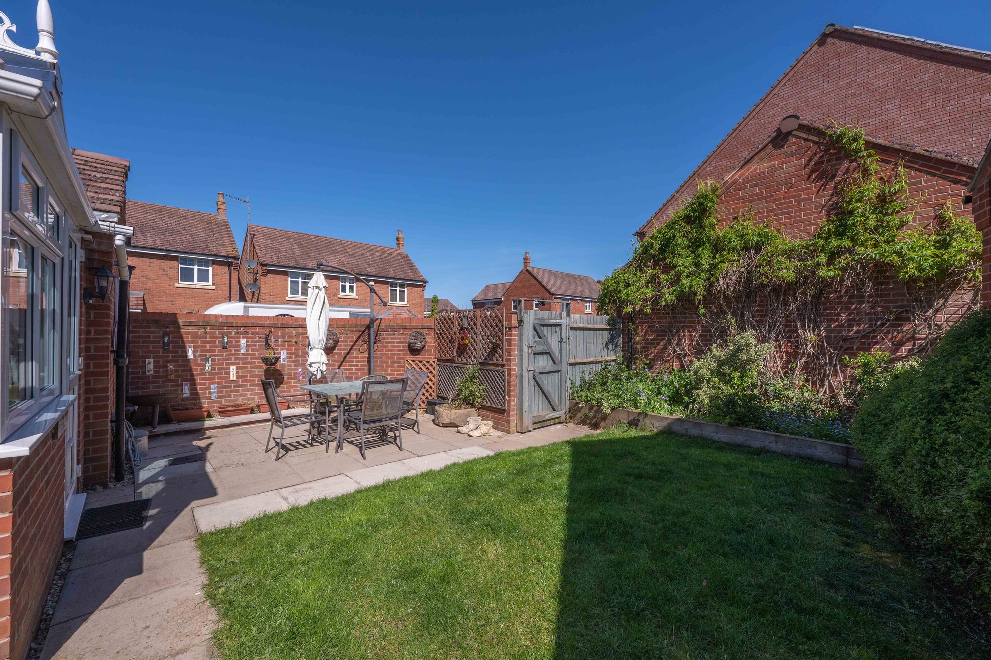 3 bed detached house for sale in Buttercup Way, Stratford-Upon-Avon, CV37  - Property Image 8