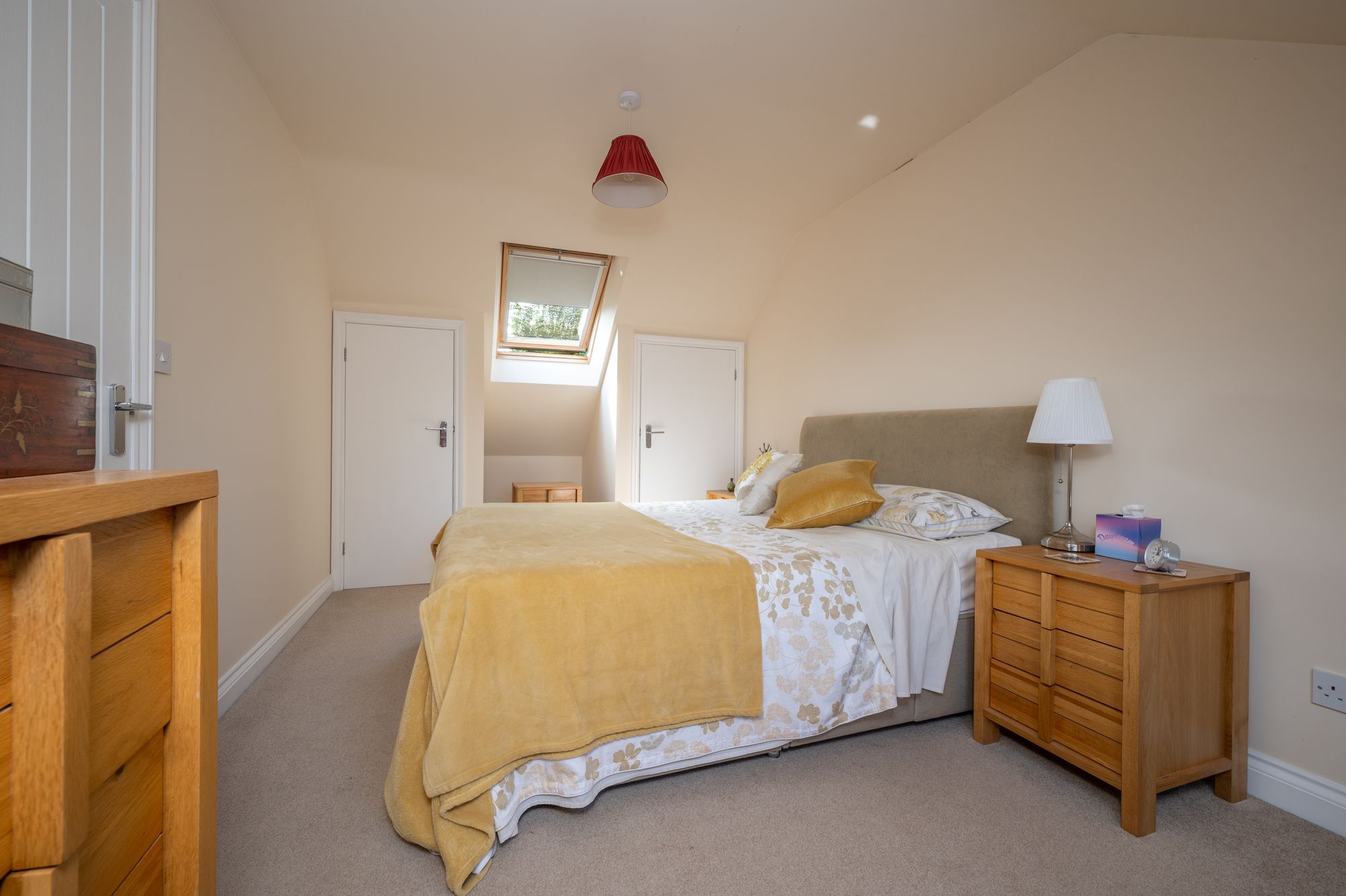 3 bed chalet for sale in Waterloo Drive, Stratford-Upon-Avon, CV37  - Property Image 16