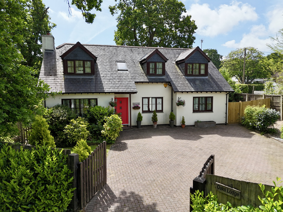 5 Bed House For Sale In Oaks Lodge, Exeter Cross, Liverton