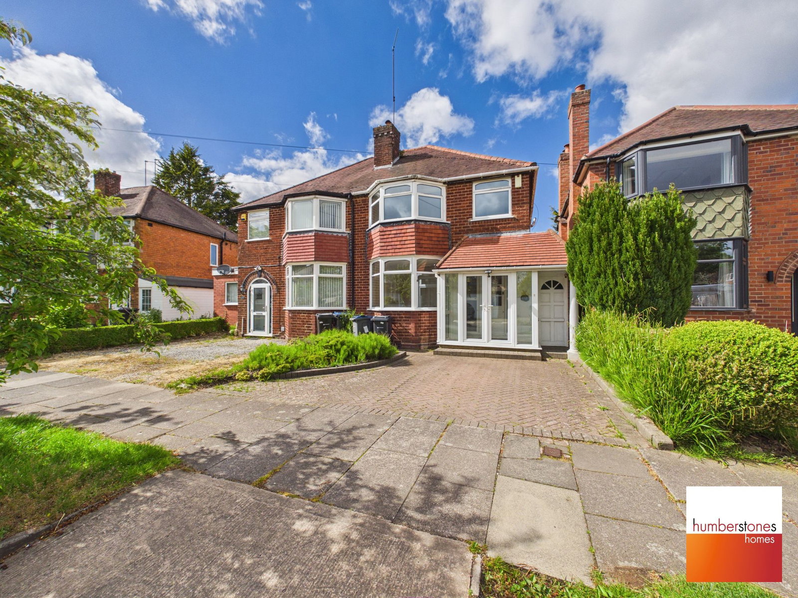 3 Bed Semi-Detached House For Sale In Glyn Farm Road, Quinton