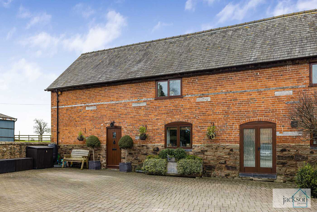 4 Bed Barn Conversion For Sale In Merryhill Park, Belmont, Hereford, Herefordshire (Ref: 707293)