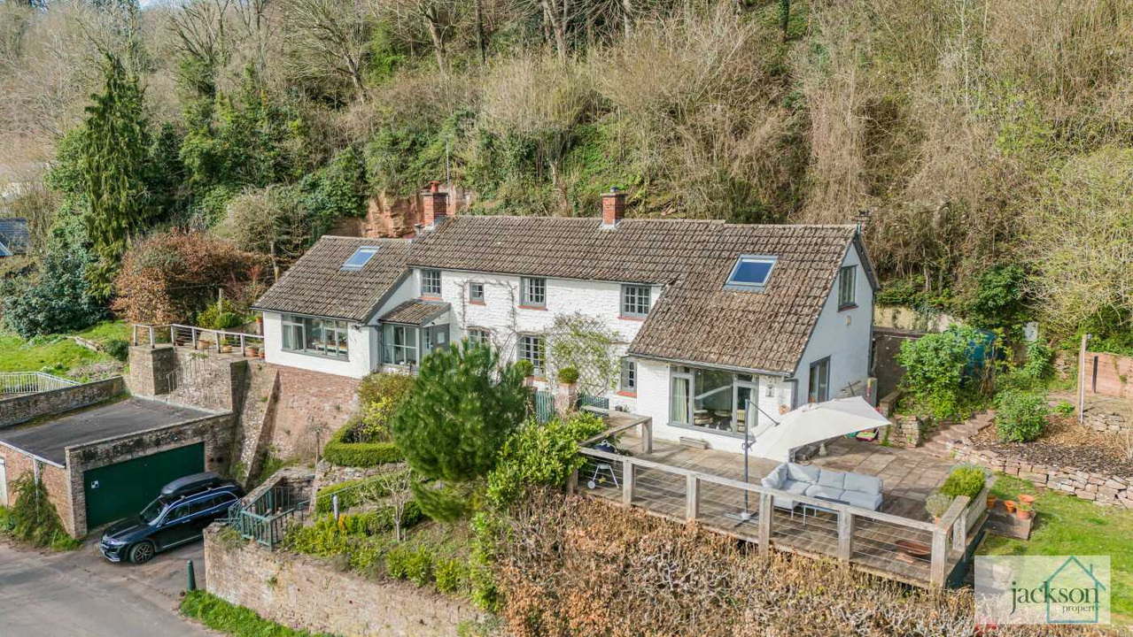 4 Bed Cottage For Sale In The Rookery, Hoarwithy, Hereford, Herefordshire (Ref: 707549)