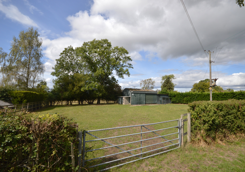 2 Bed Detached House For Sale In Workshop Barn, (At The Woodlands), Risbury, Herefordshire. Self Build Dwelling (Ref: 676093), Leominster
