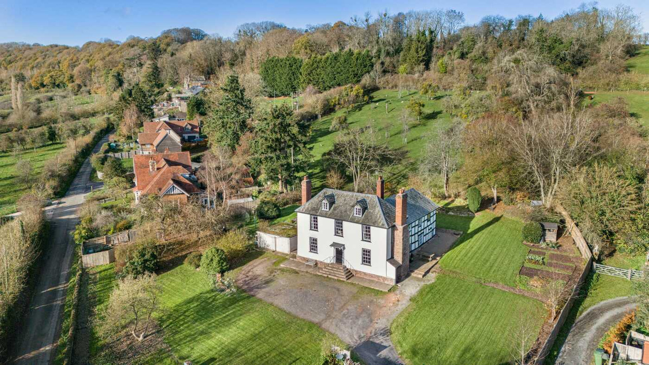 6 Bed Detached House For Sale In Bodenham, Herefordshire (Ref: 690660)