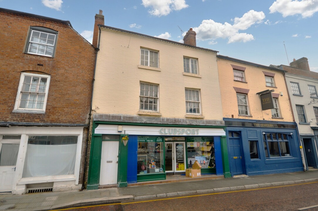 Terraced House For Sale In South Street, Leominster, Herefordshire, (Ref: 636885), HR6 8JA