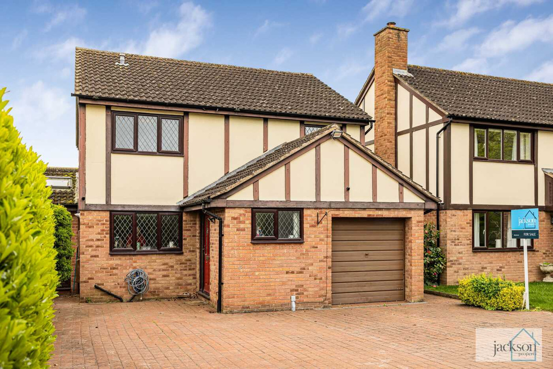 4 Bed Detached House For Sale In Quantock Close, Hereford, Herefordshire (Ref: 714366)