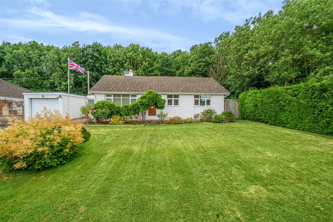 3 Bed Detached Bungalow For Sale In Shobdon, Leominster, Herefordshire (Ref: 558835)