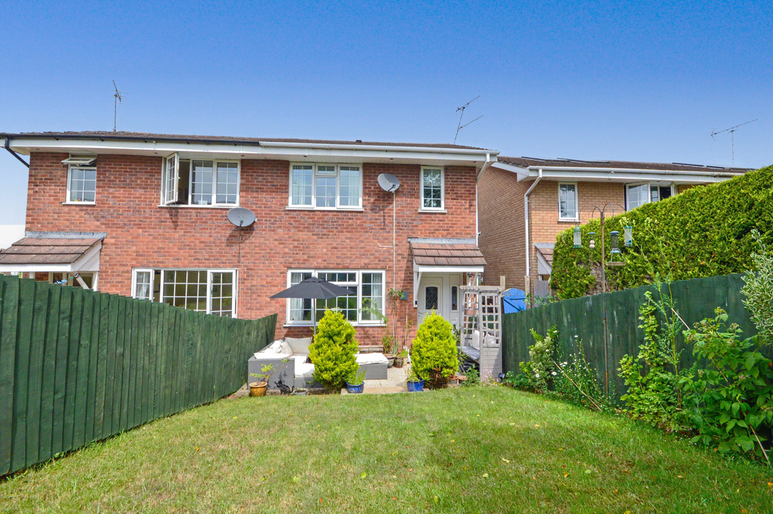 3 Bed Semi-Detached House For Sale In Blanchard Close, Leominster, Herefordshire, (Ref: 671321), HR6 8SH