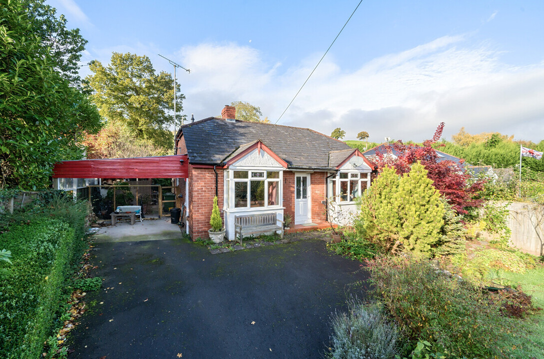 2 Bed Detached Bungalow For Sale In Ford Bridge, Leominster, (Ref: 618689), HR6 0PB