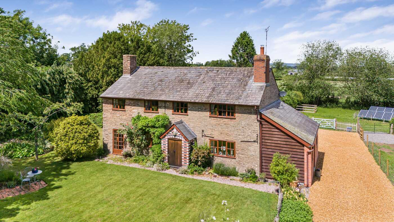 4 Bed Detached House For Sale In White House With Approx 3 Acres, Ledgemoor, Weobley, Herefordshire (Ref: 720894)