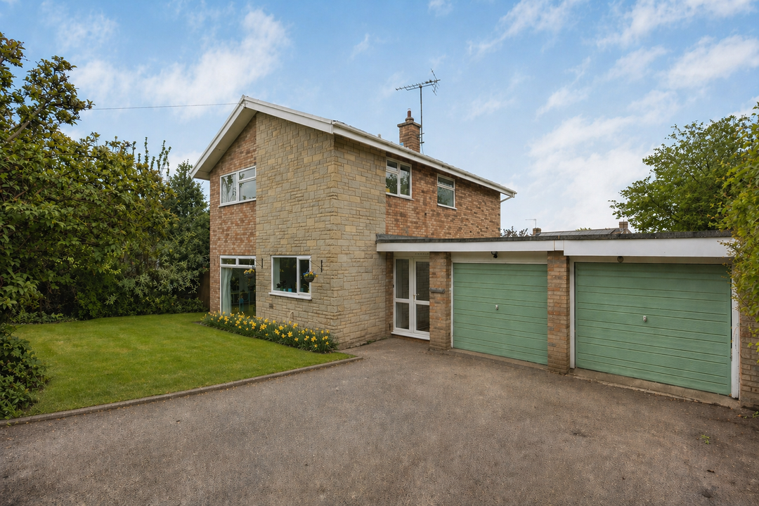 4 Bed Detached House For Sale In Townsend Park, Luston, Leominster (Ref: 714635)