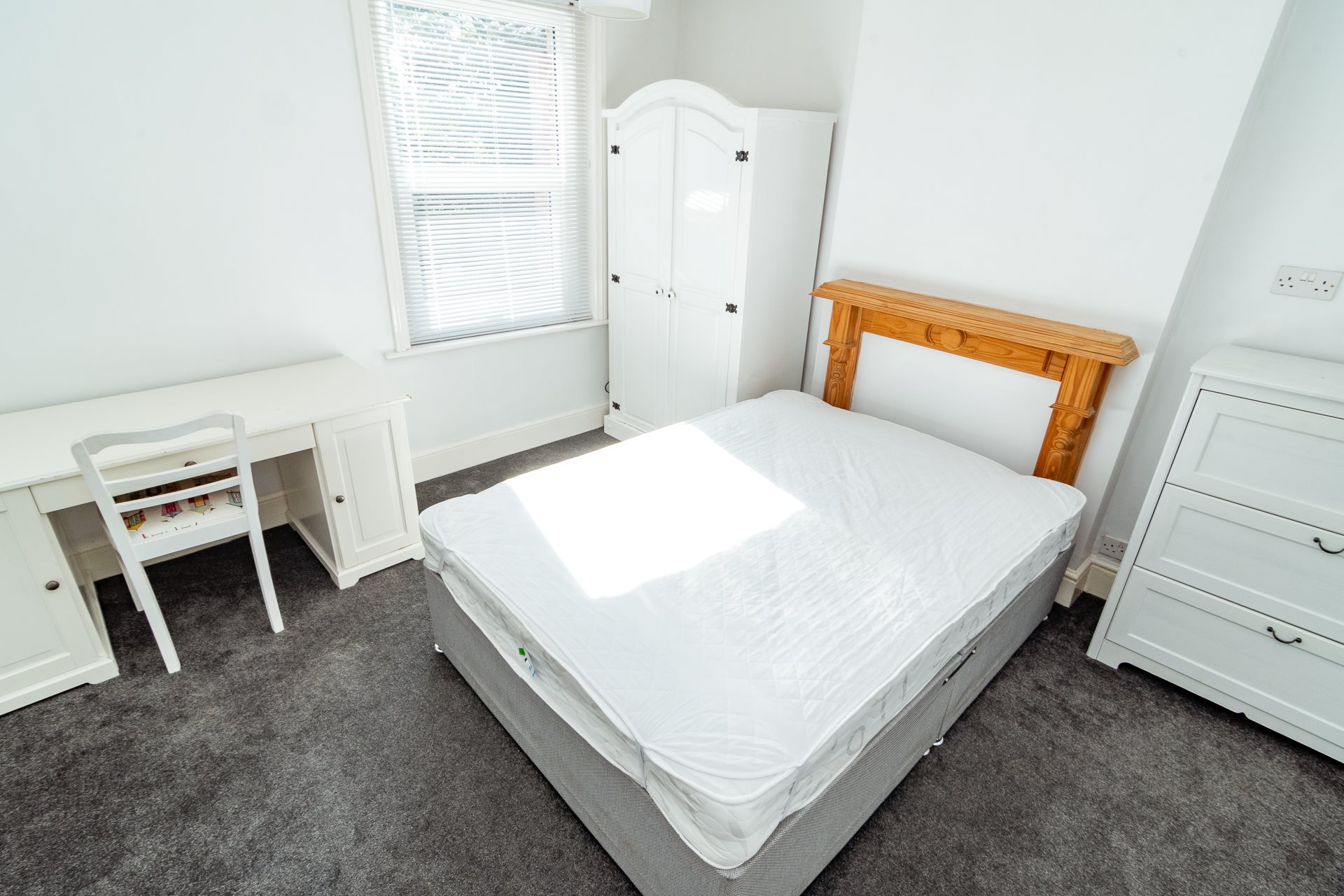 5 bed house to rent in Osborne Road, Bournemouth 13