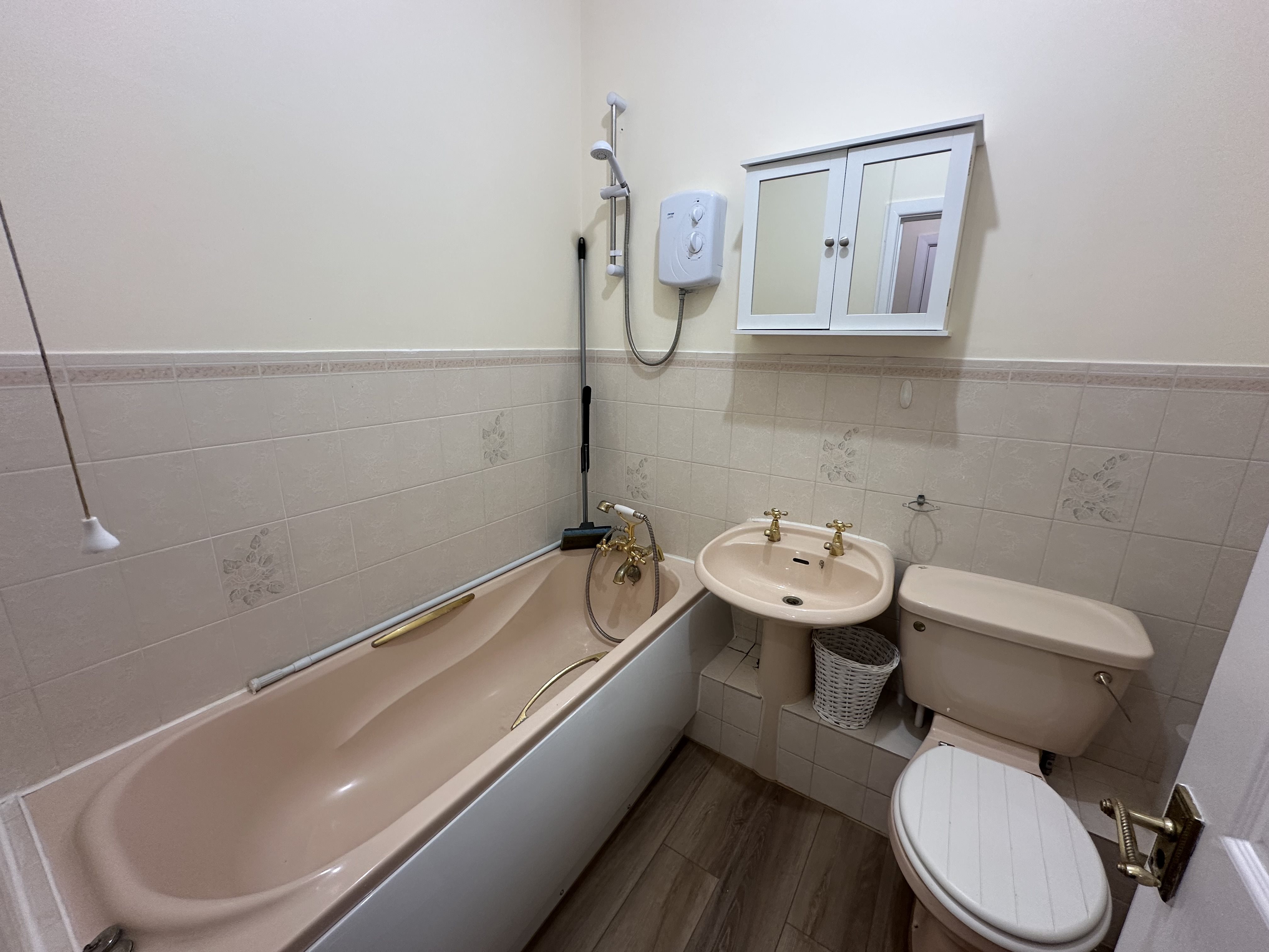 1 bed studio flat to rent in Durley Gardens, Bournemouth, BH2 3