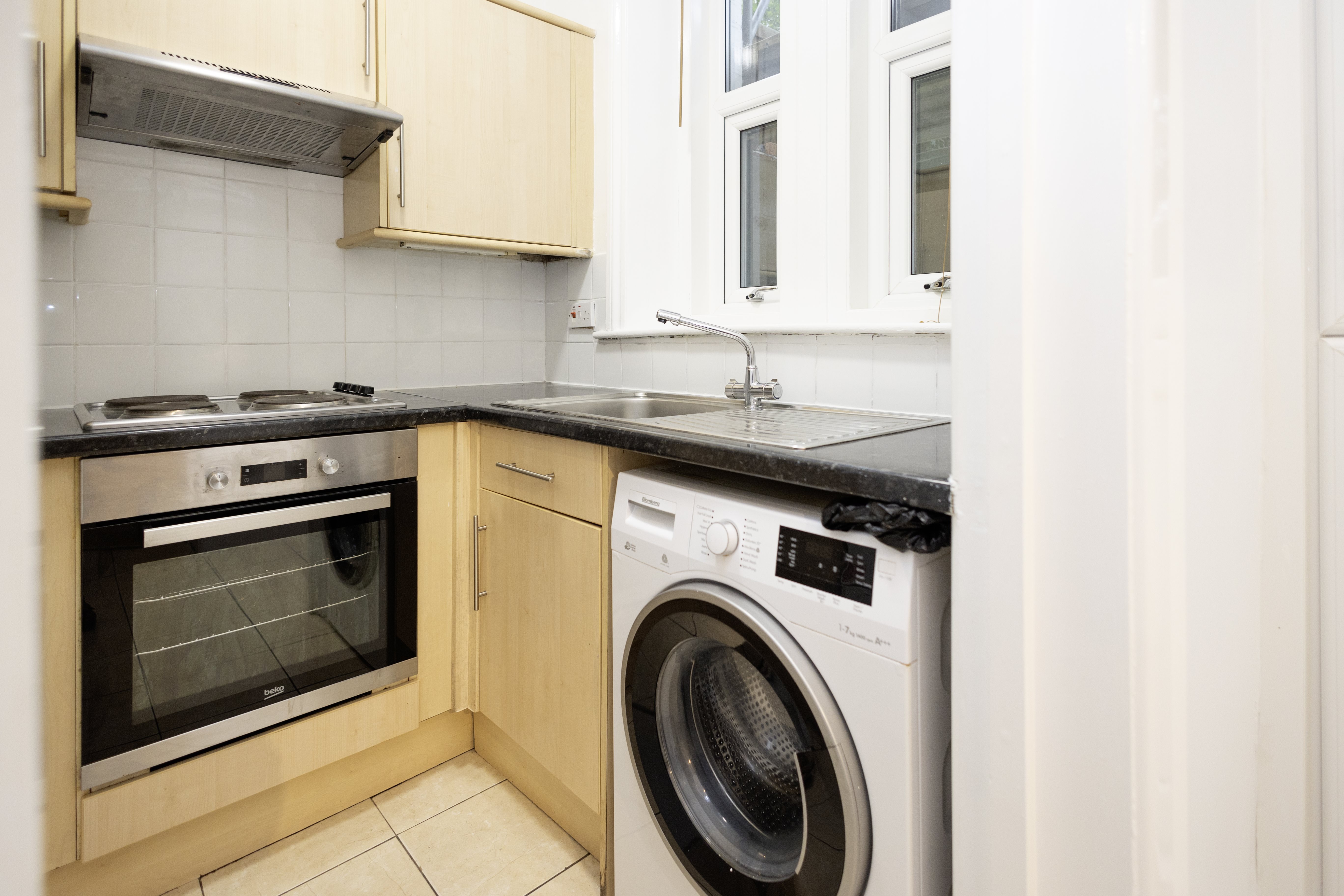 1 bed studio flat to rent in Durley Gardens, Bournemouth 5